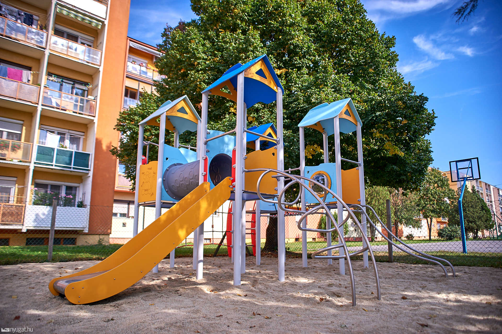 Károly Róbert játszótér