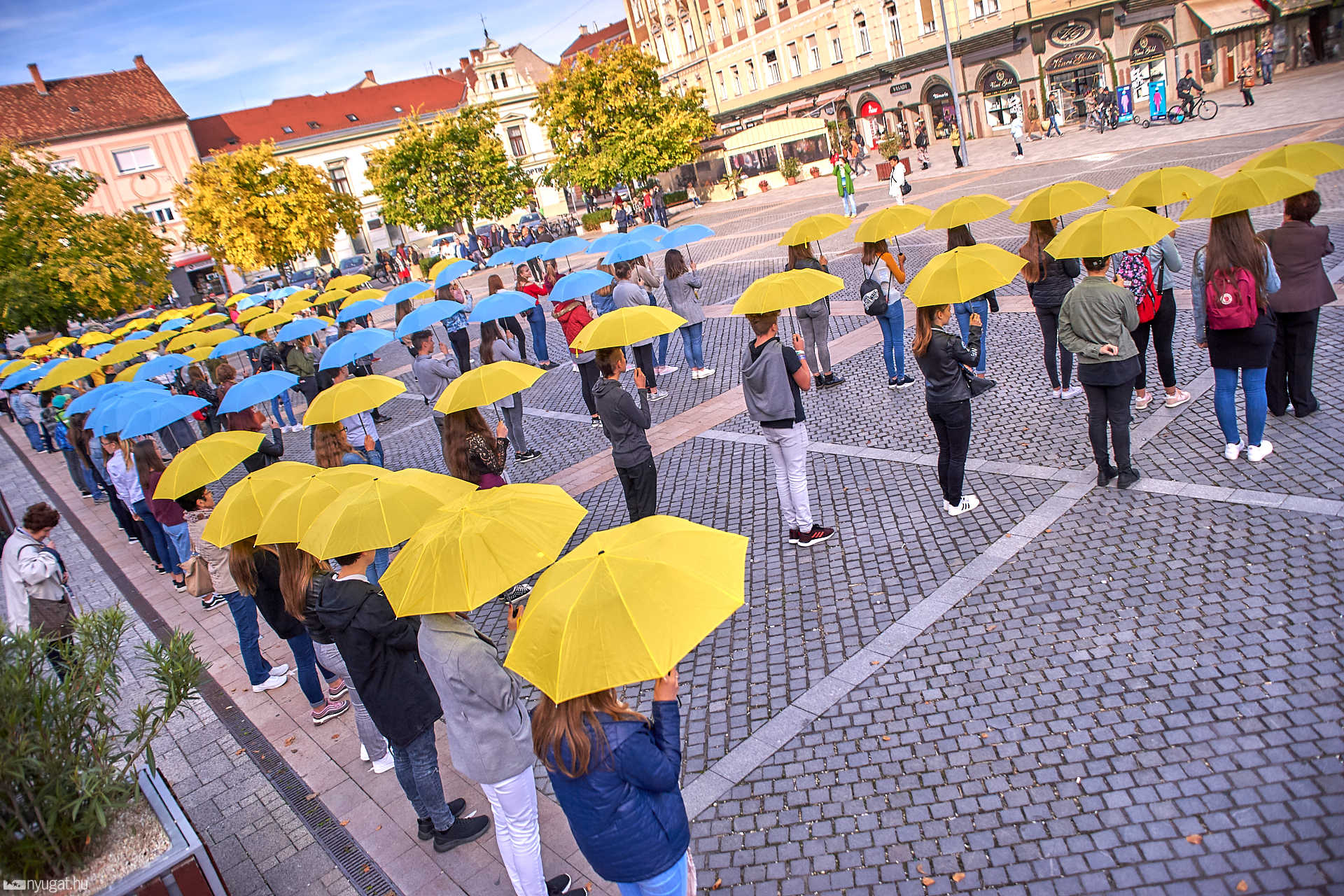 Zonta 100 flashmob