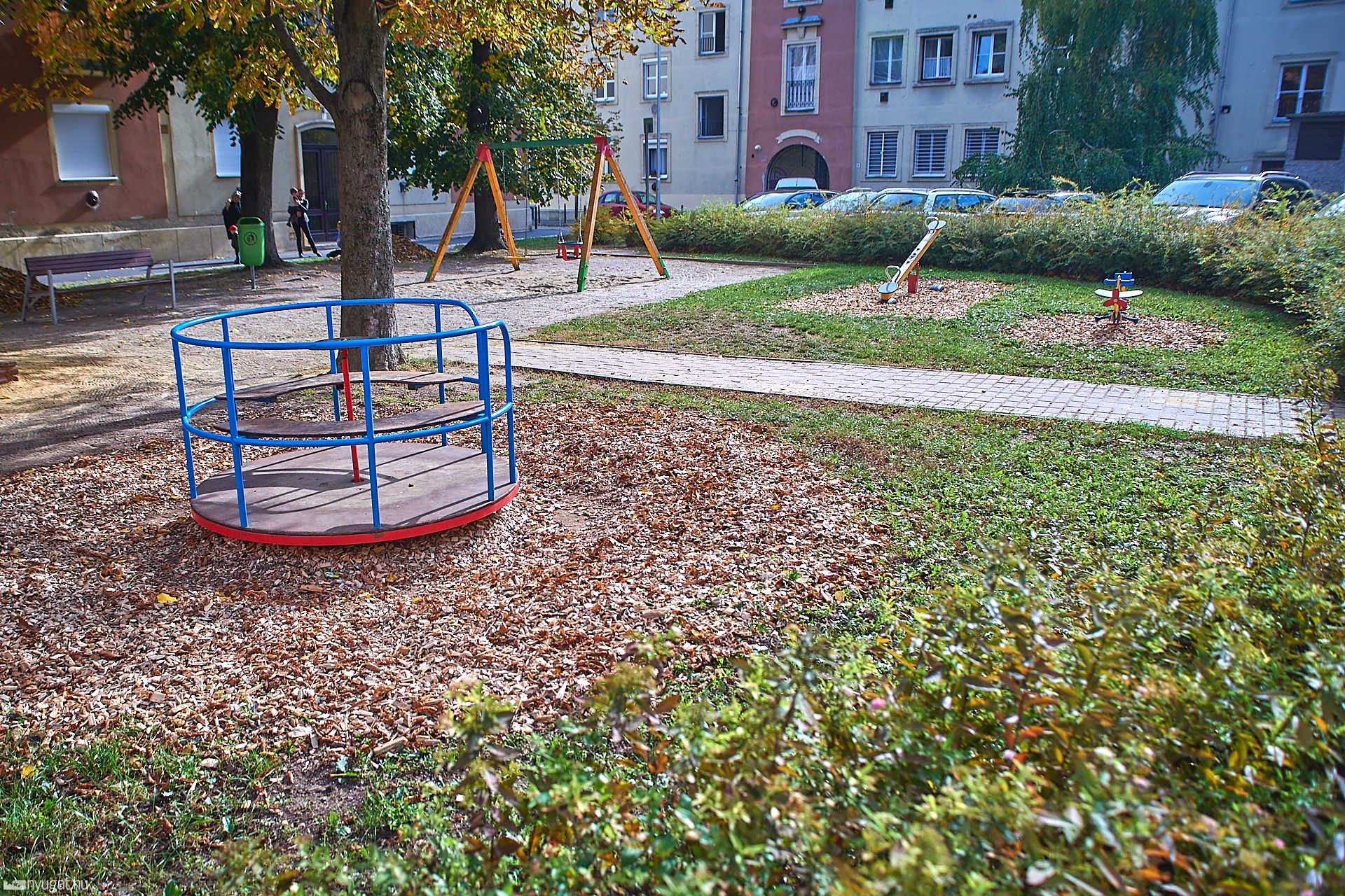 Kisfaludy játszótér kitakarítva