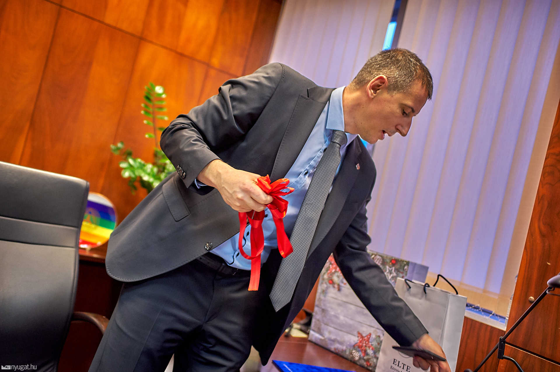 Dr. Nemény Andrással a polgármesteri irodában