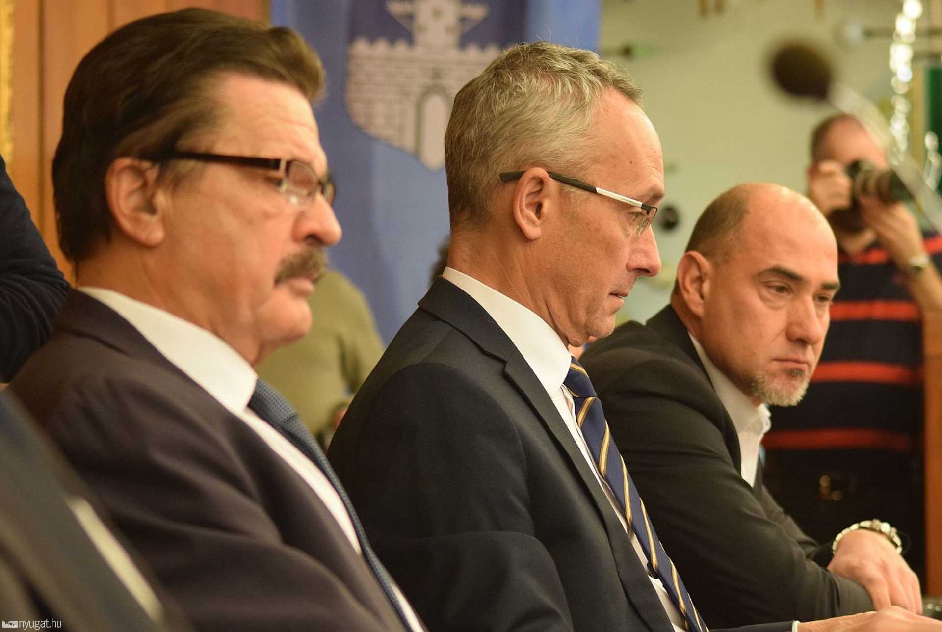 Rendívüli közgyűlés Szombathelyen
