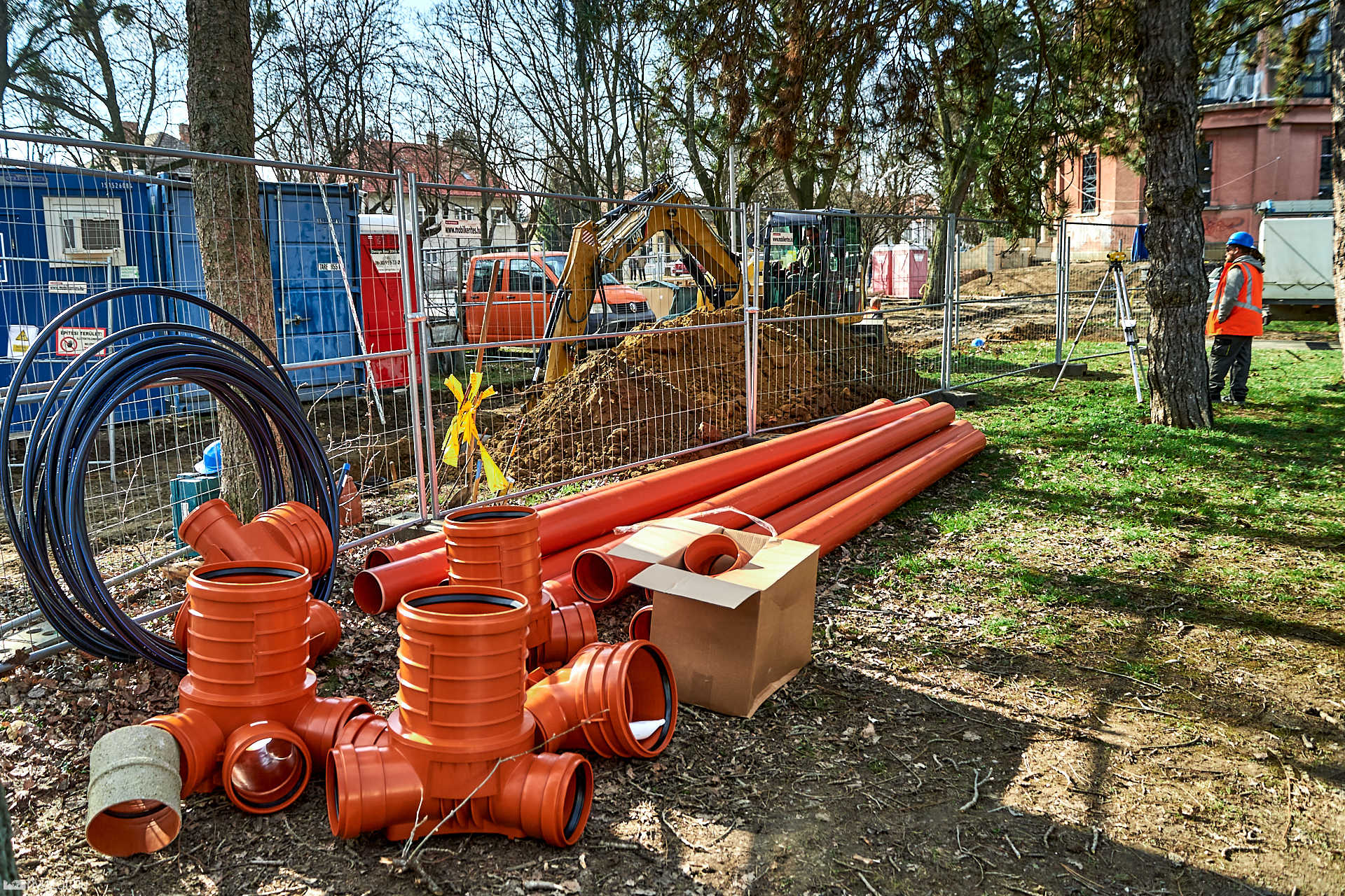 Víztorony tereprendezés