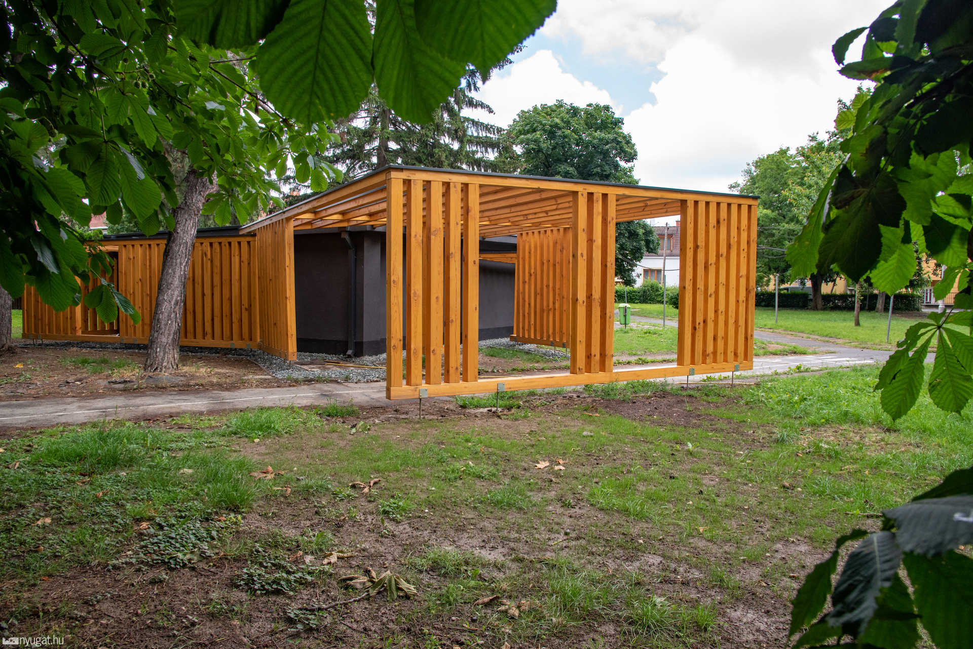 Víztorony és a Kresz-park felújítása