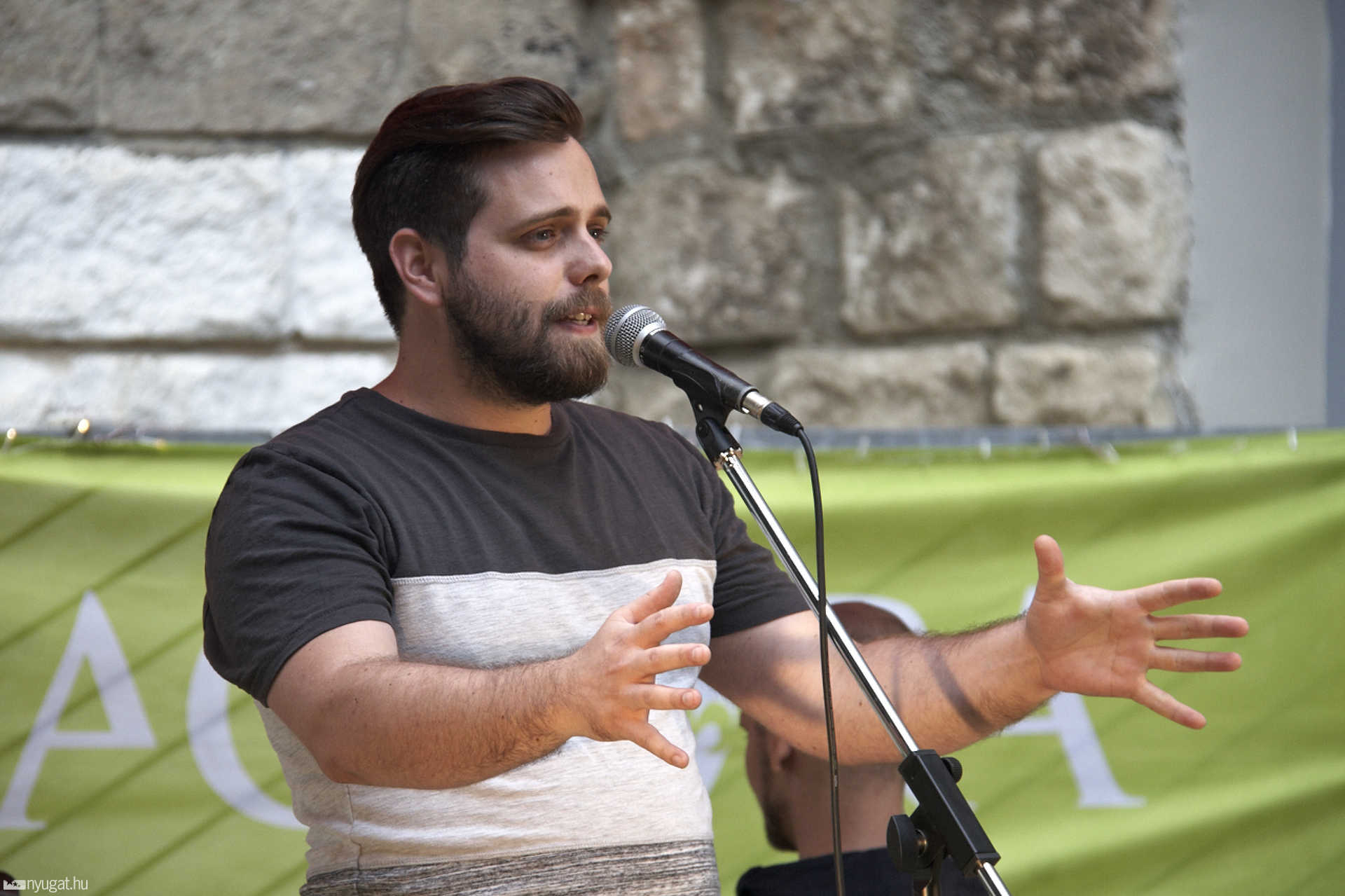 Slam Poetry az Agora MSH-ban Újranyitás 
