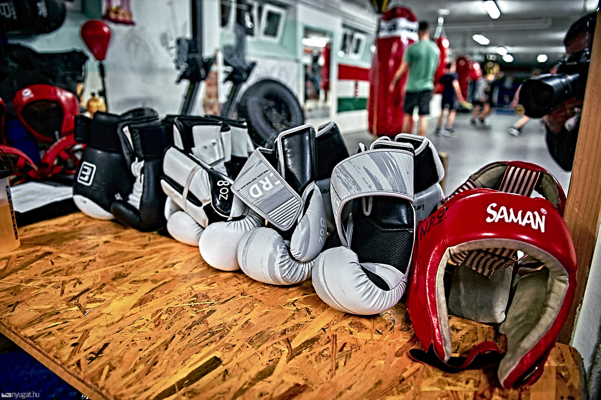 Skorpió box club edzés