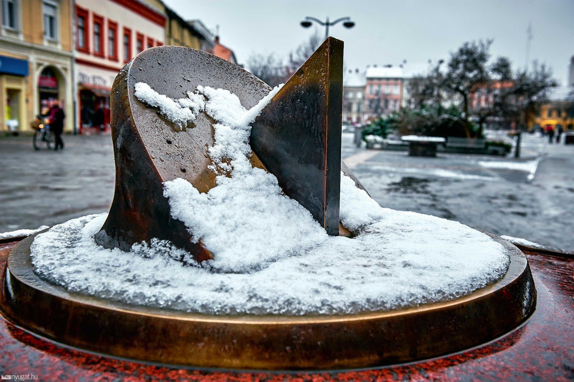 Újra havazott Szombathelyen is