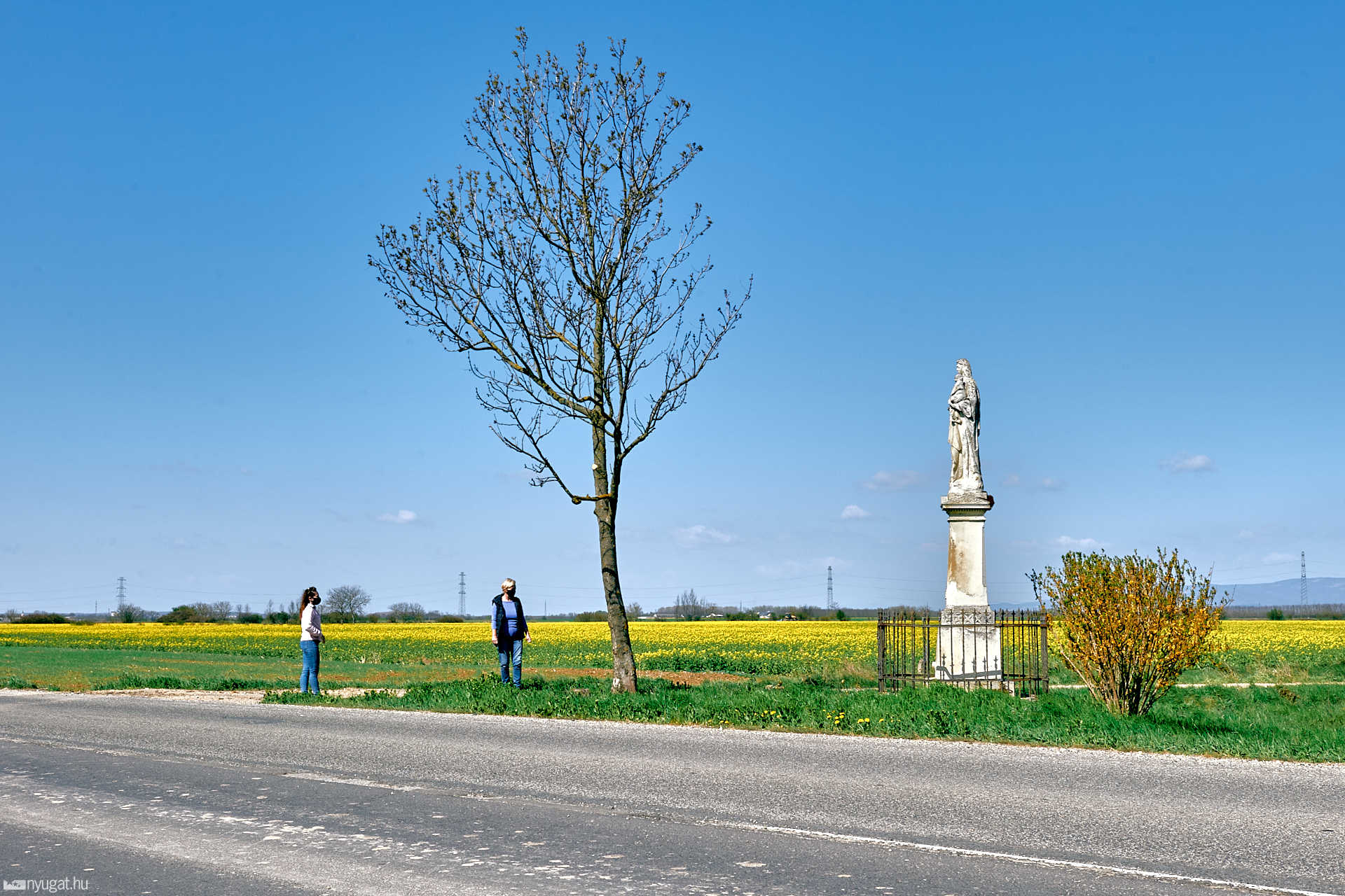 Nemesbődi keresztek