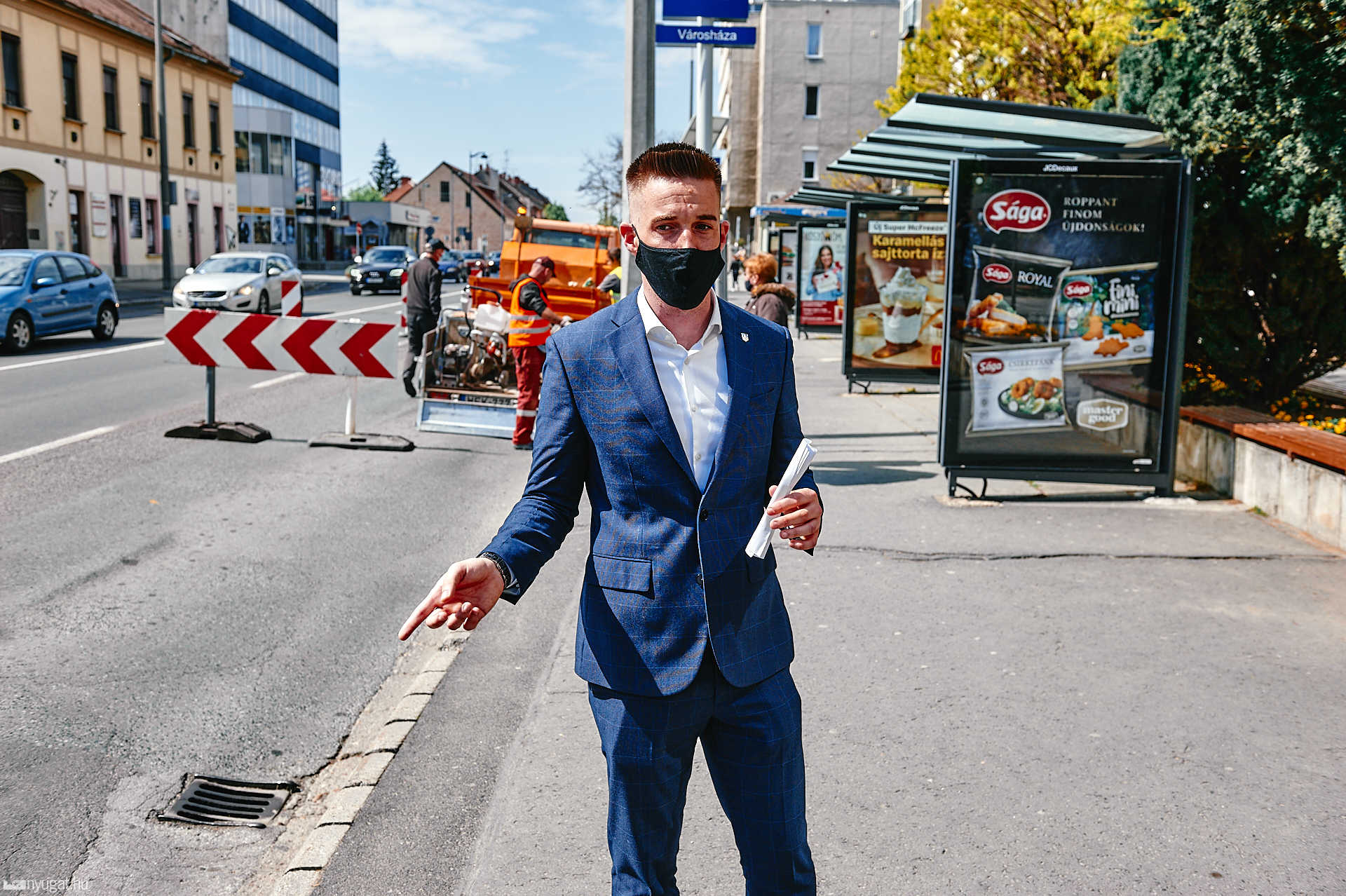 Buszváró sajtótájékoztató