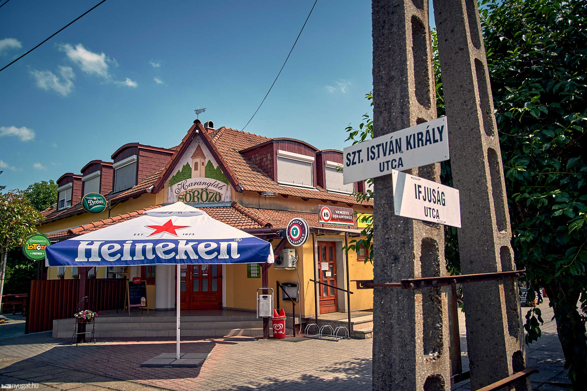 Harangláb söröző