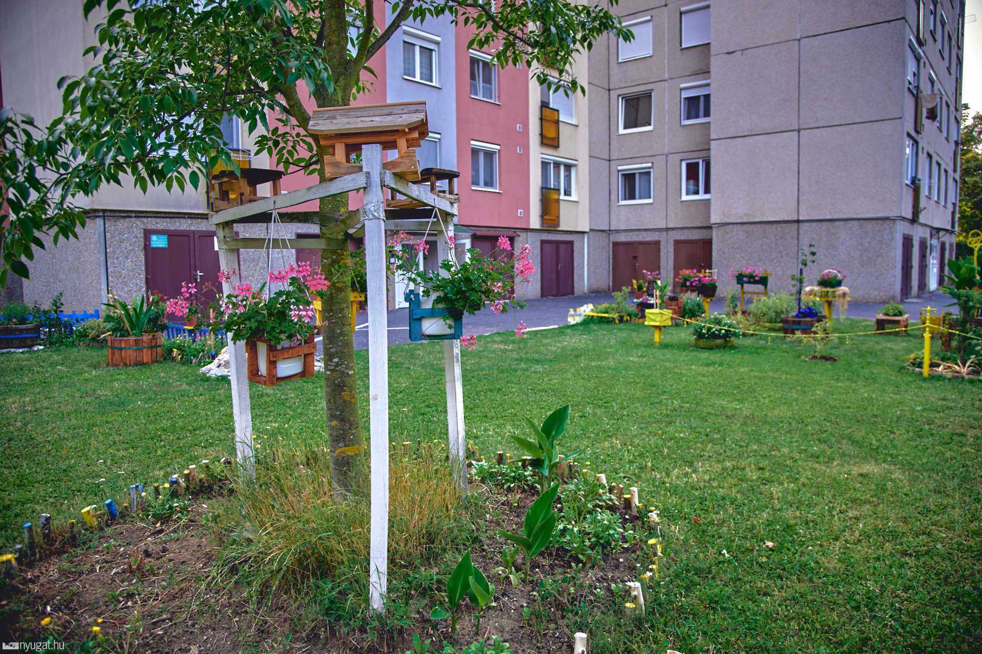 Kiskert a Benedek Elek utcában