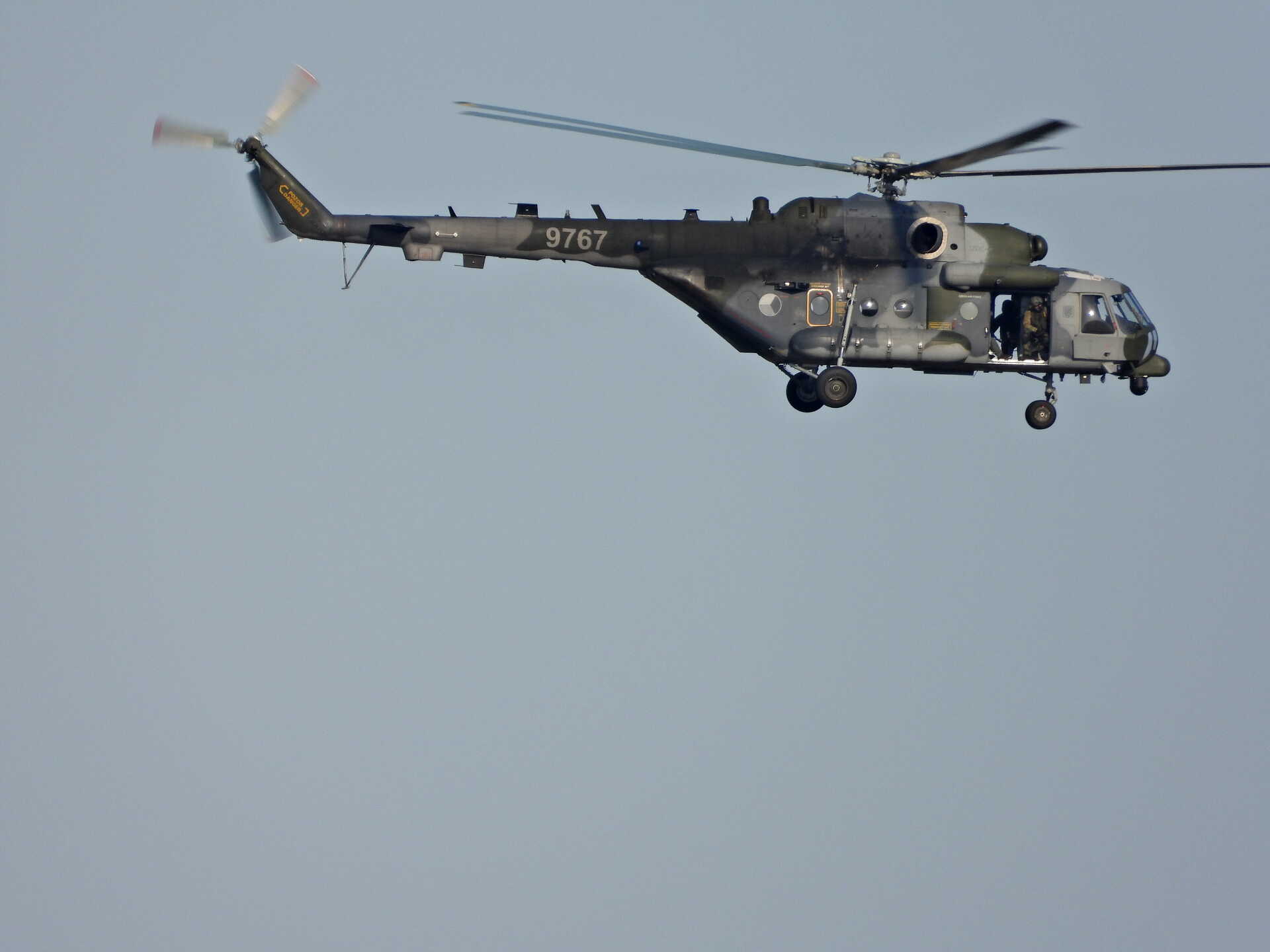 Gyakorlatozó harci helikopterek