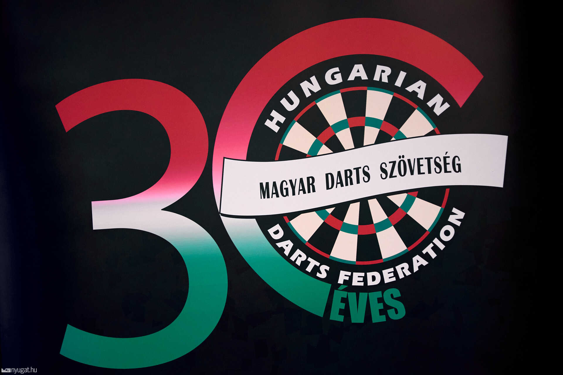 Országos dartsverseny sajtótájékoztató