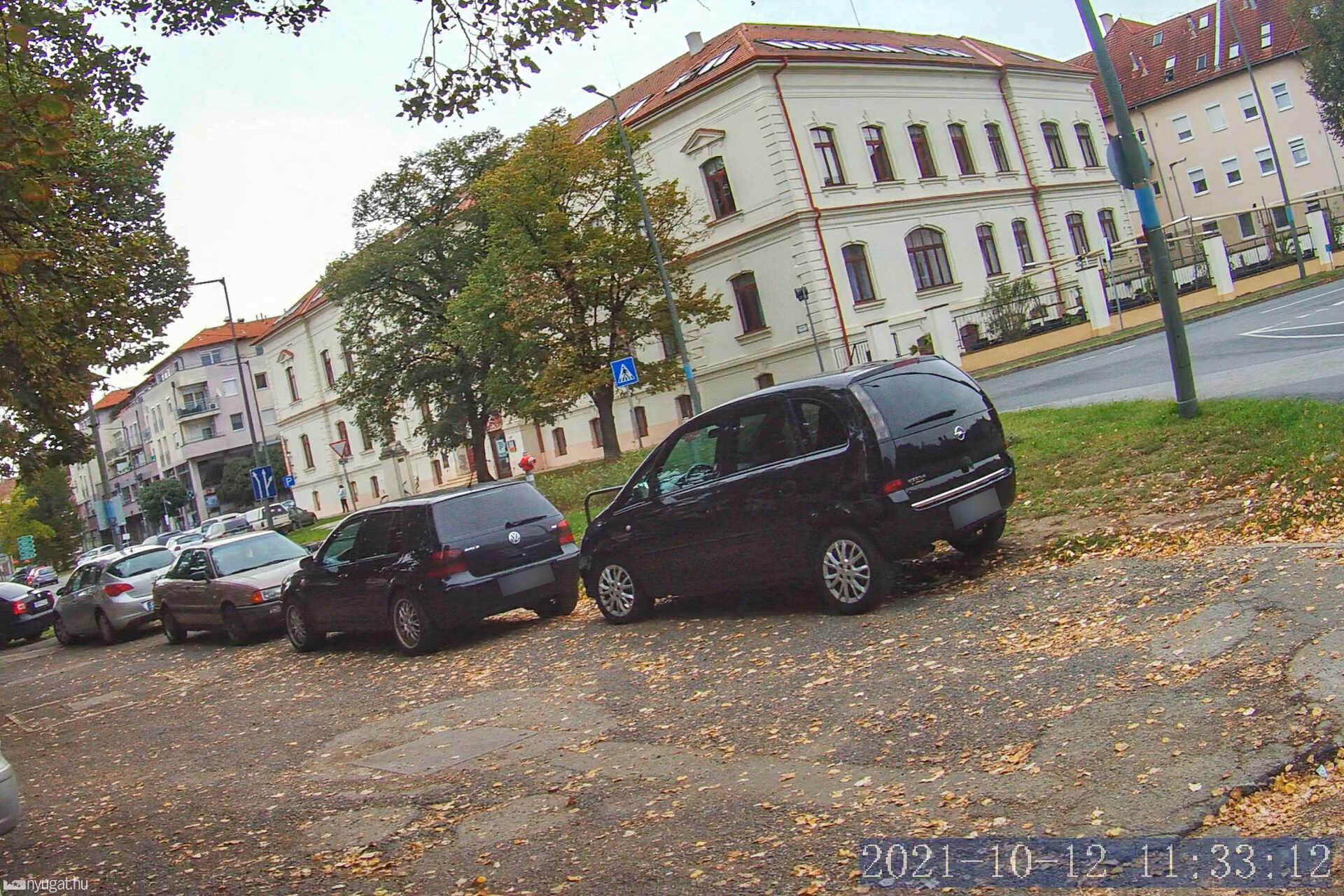 Szabálytalan parkolások 2021.10.21.