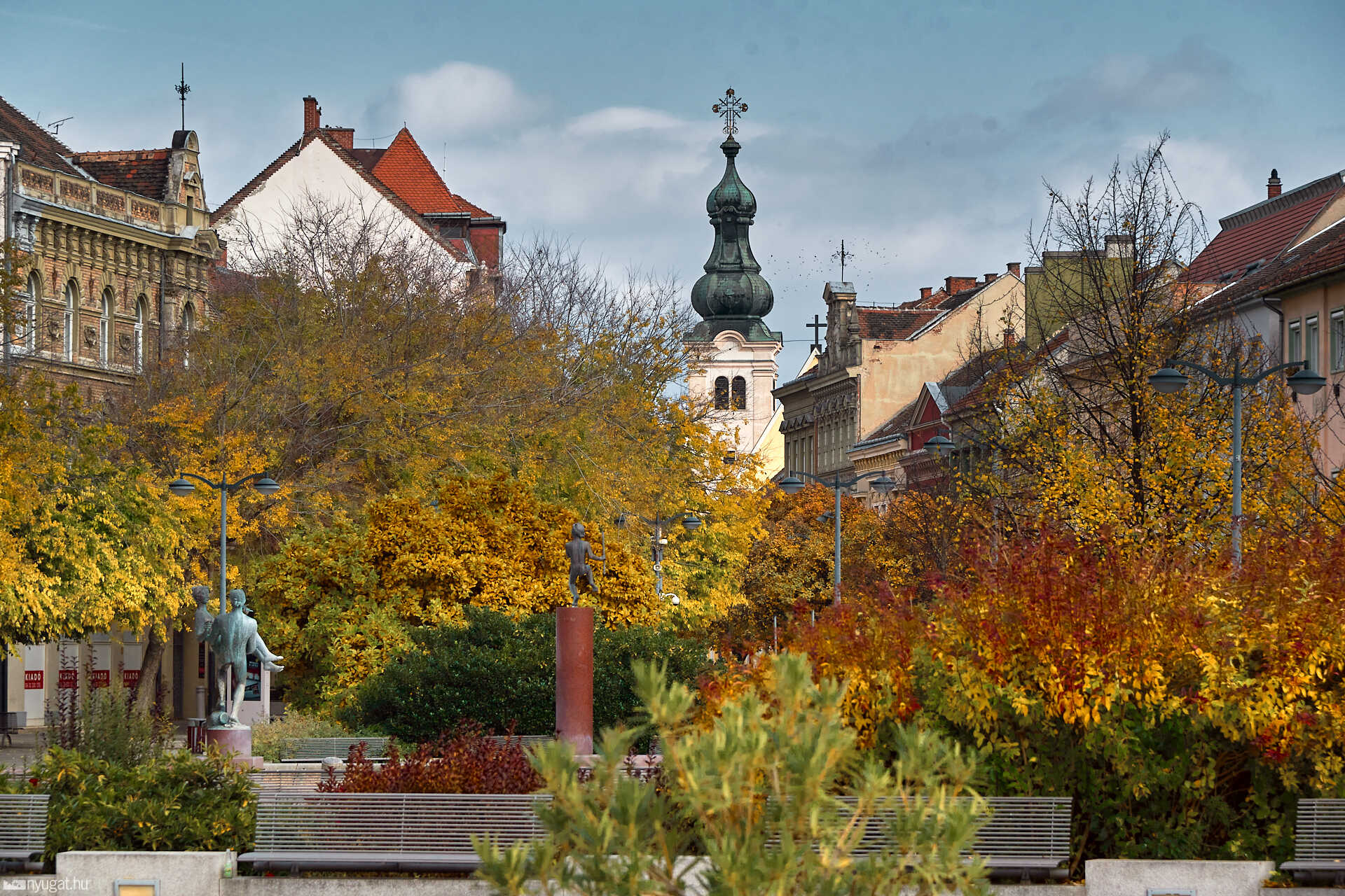 Ősz a szombathelyi Fő téren