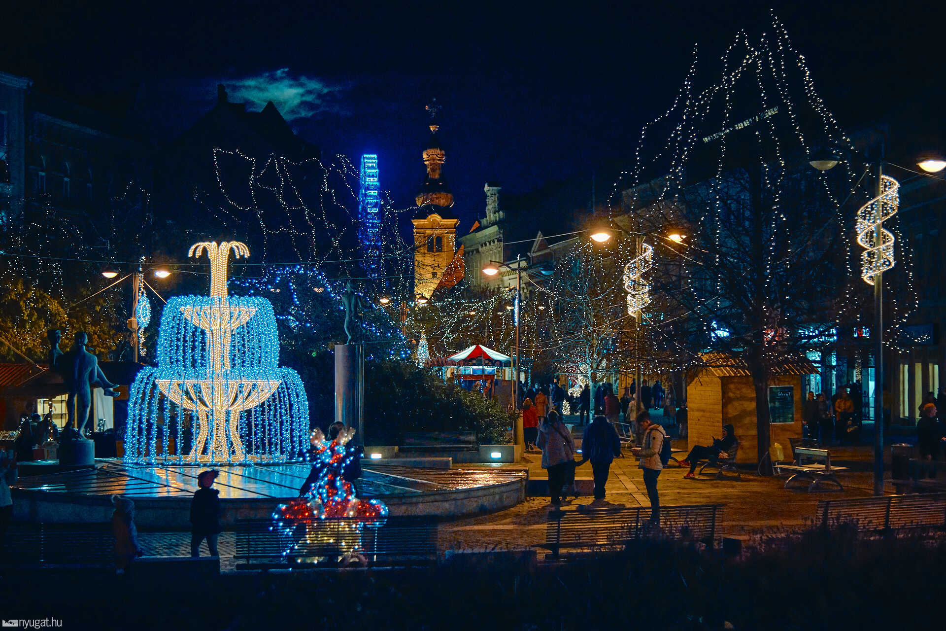 Advent a Fő téren