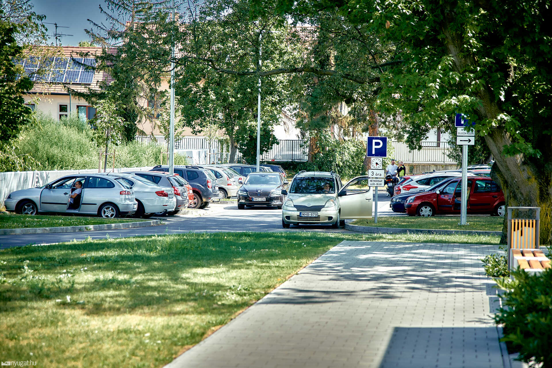 Parkoló az egykori városi strand területén sajtótájékoztató