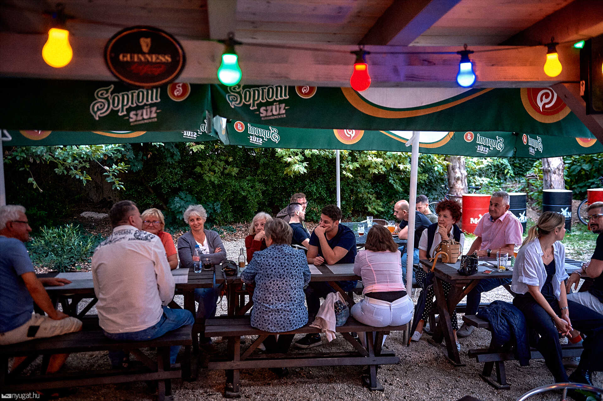 Közéleti kocsmázás Ungár Péterrel