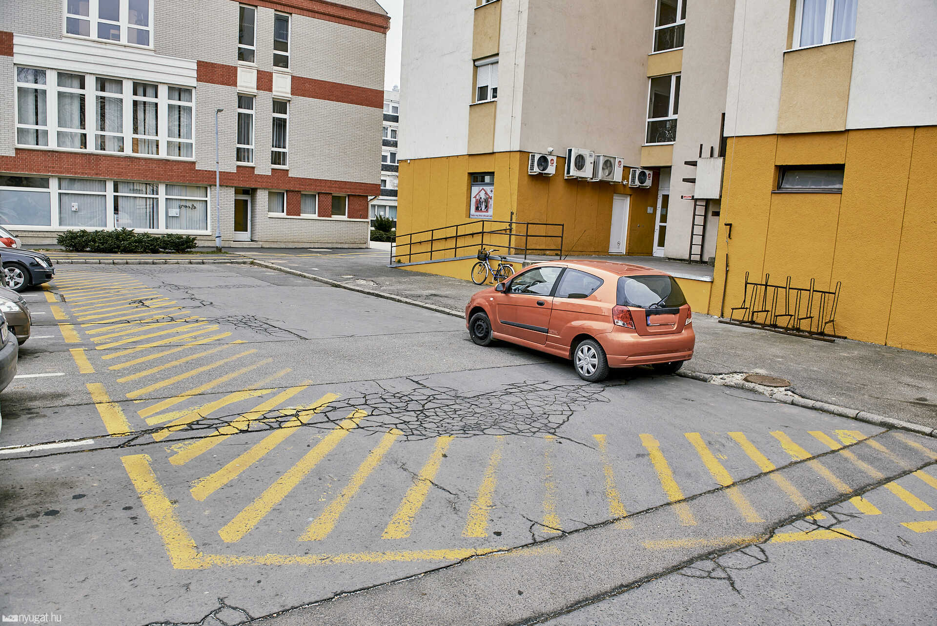 Tűzoltási felvonulási területek ellenőrzése