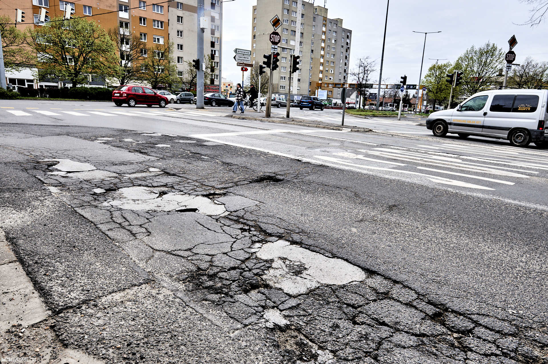 Kátyúk Szombathelyen 2023.04.