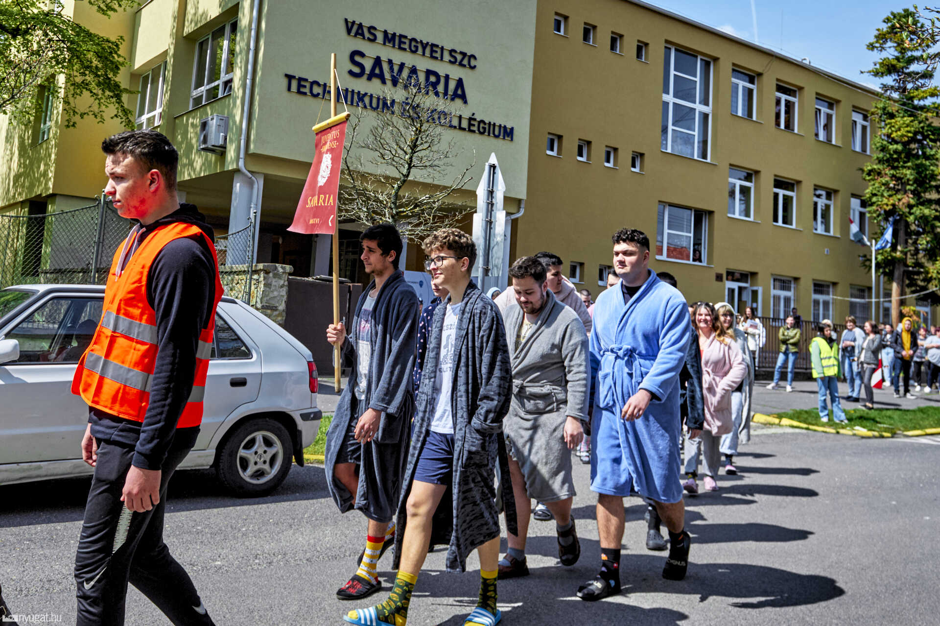 Savaria Technikum bolond ballagás 2023