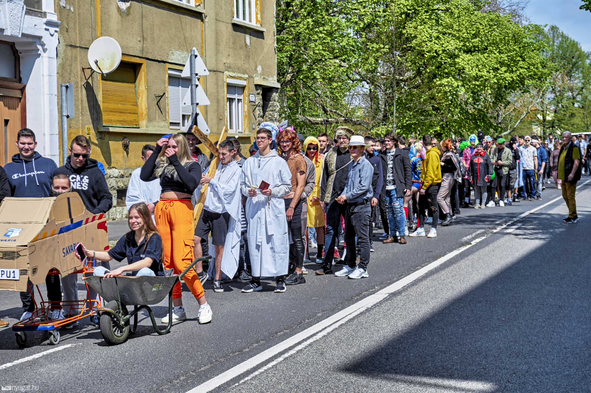 Savaria Technikum bolond ballagás 2023