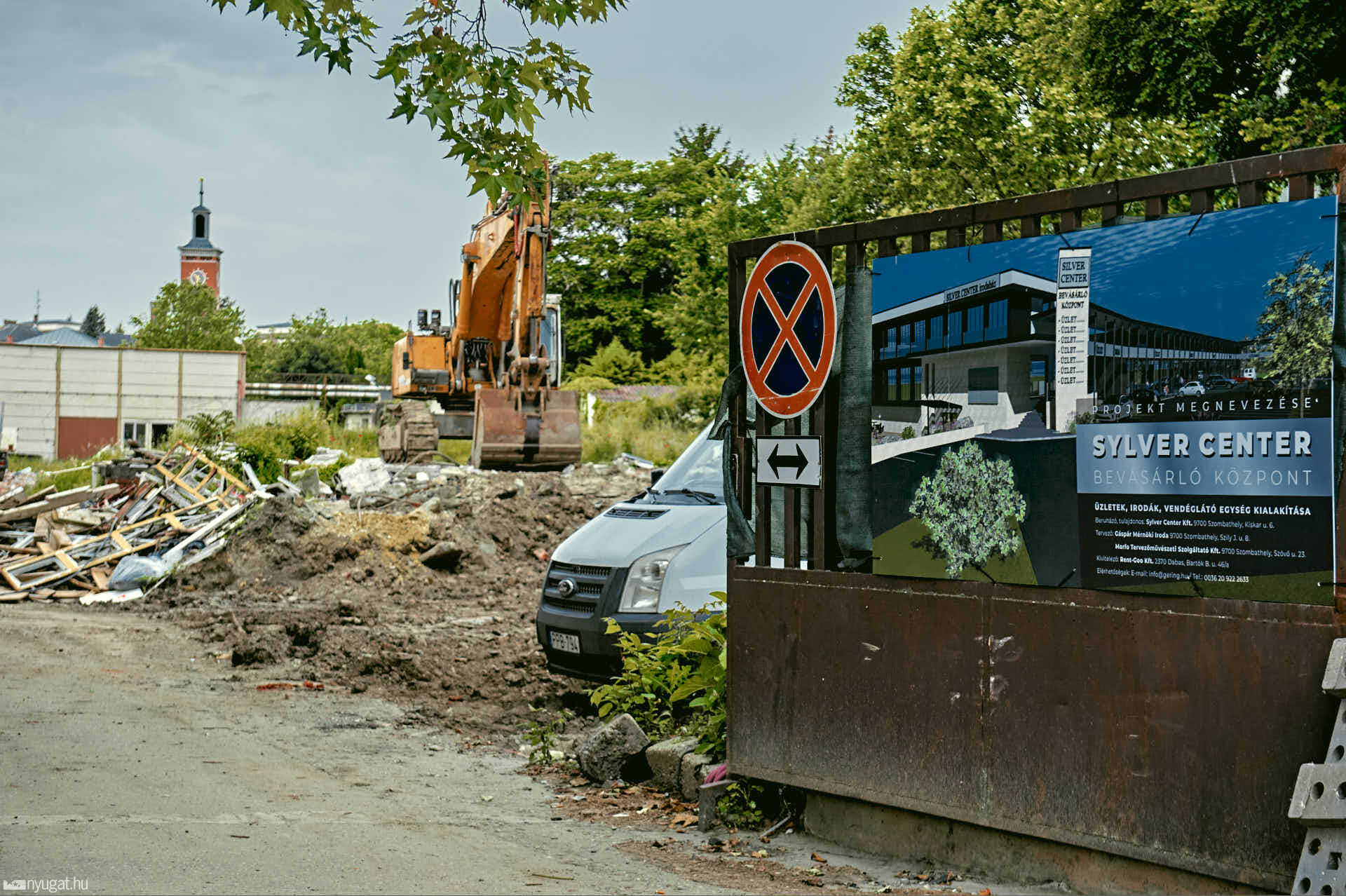 Egykori sylvester nyomda és parkoló a Kiskar utcában