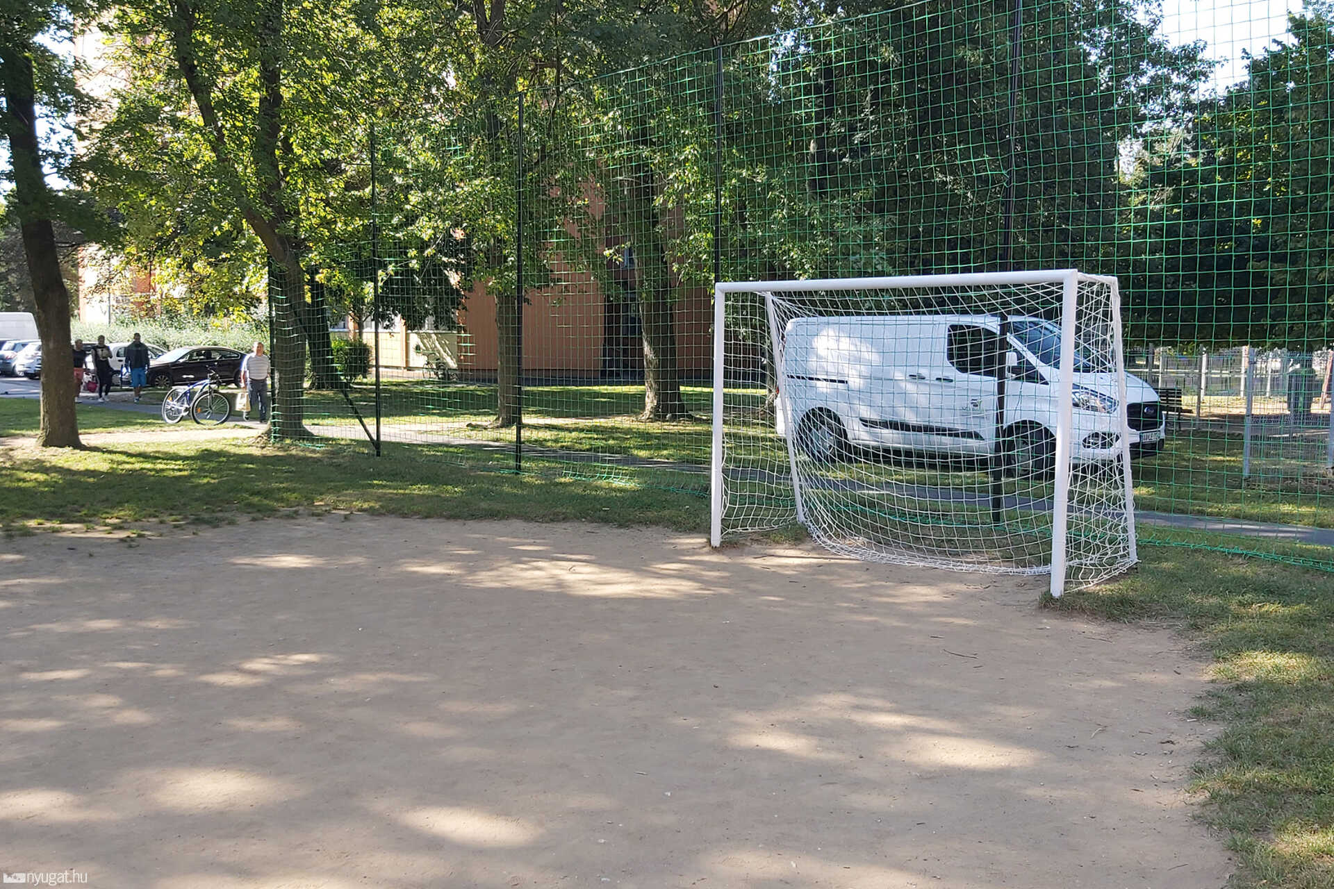 szombathelyi Derkovits játszótér felújítása