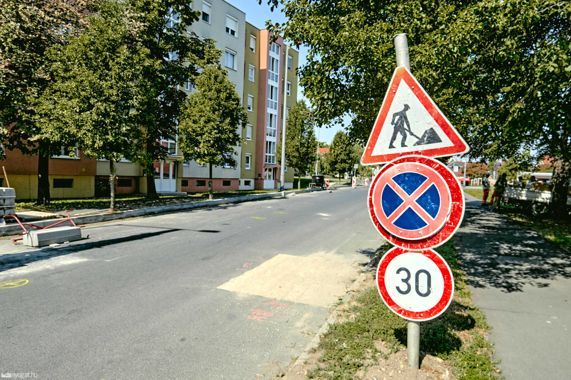 Károly Róbert utca felújítása
