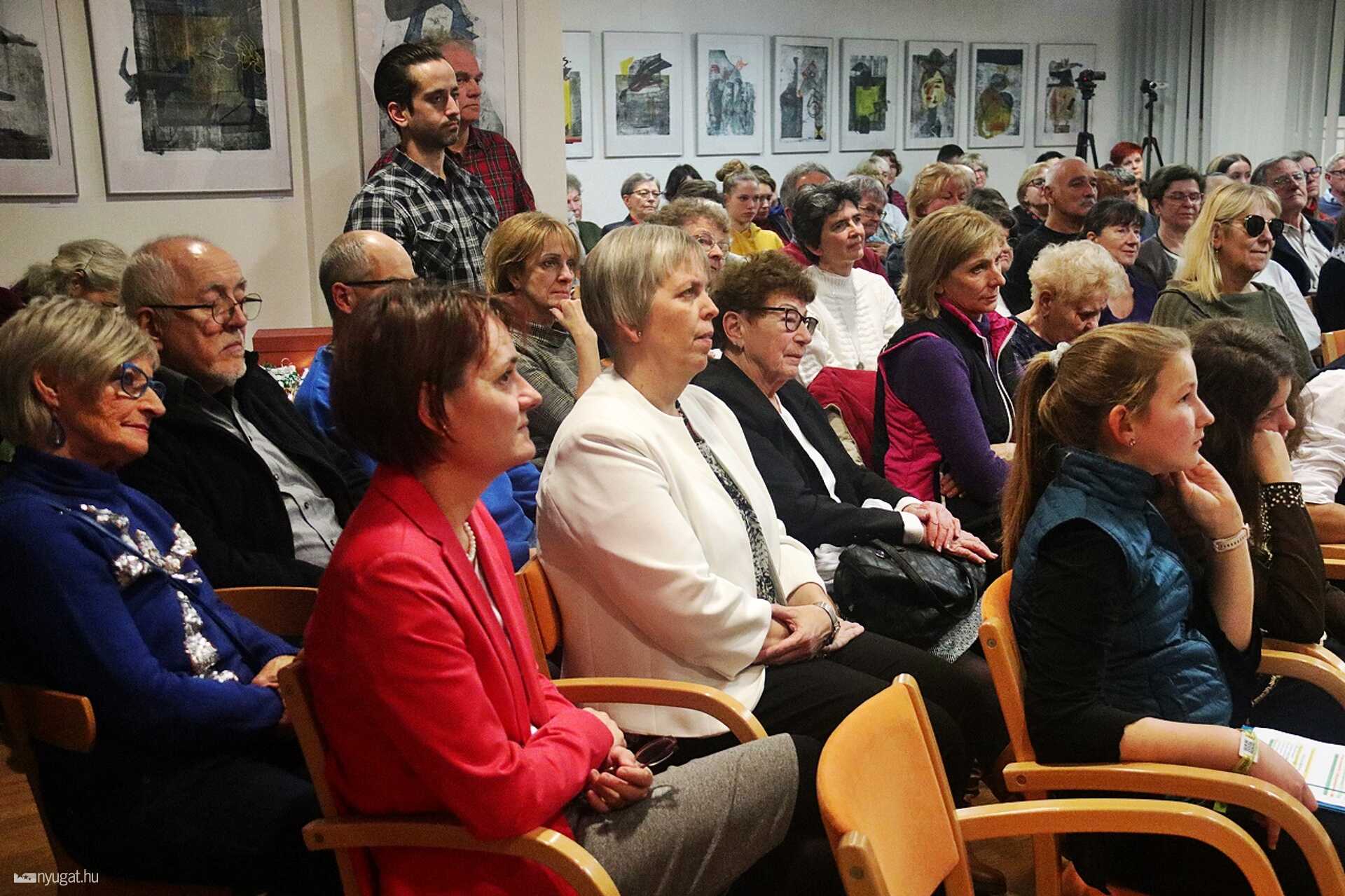 Múzeumbarát karácsony a könyvtárban