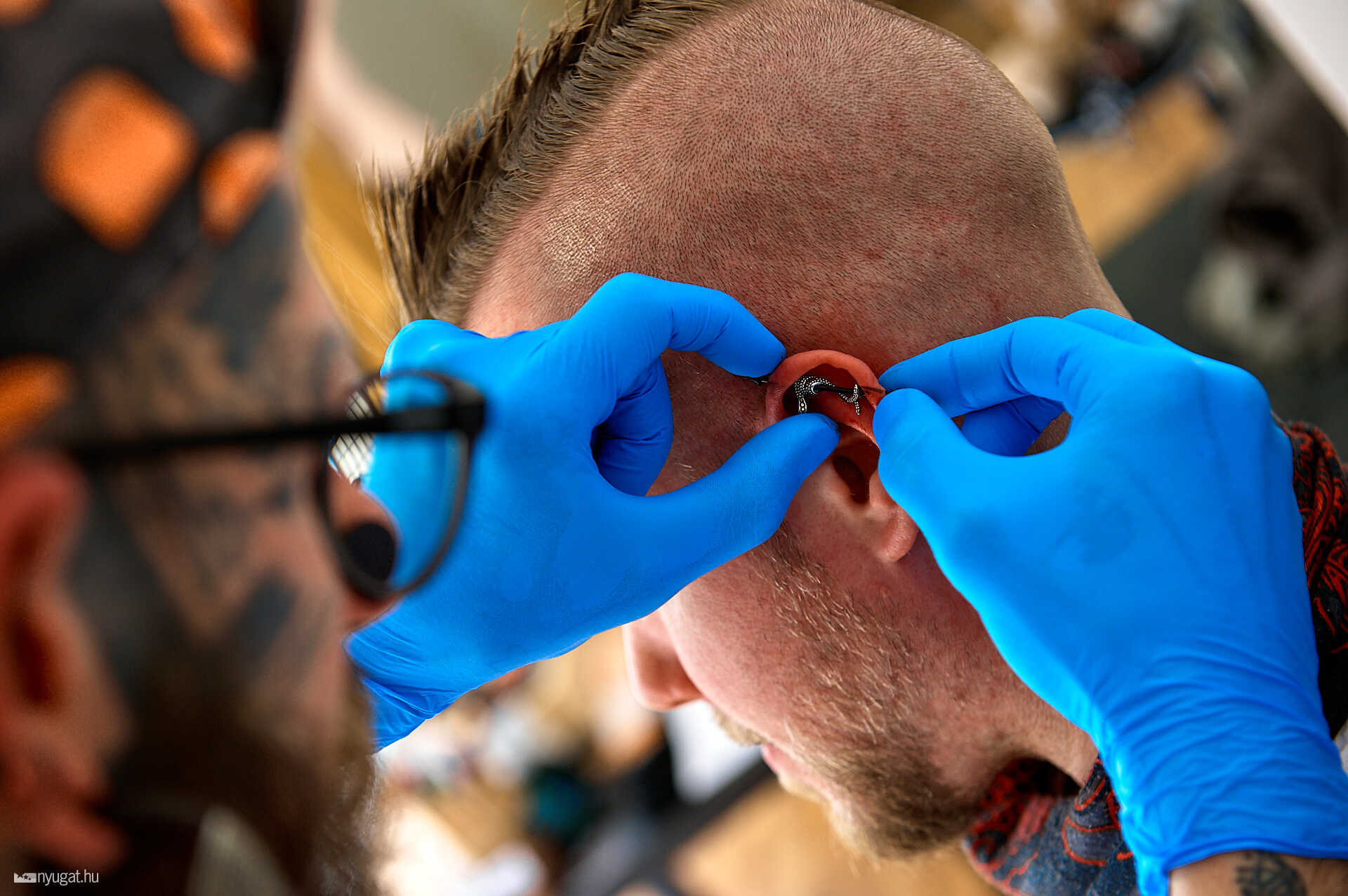 Piercing lövés