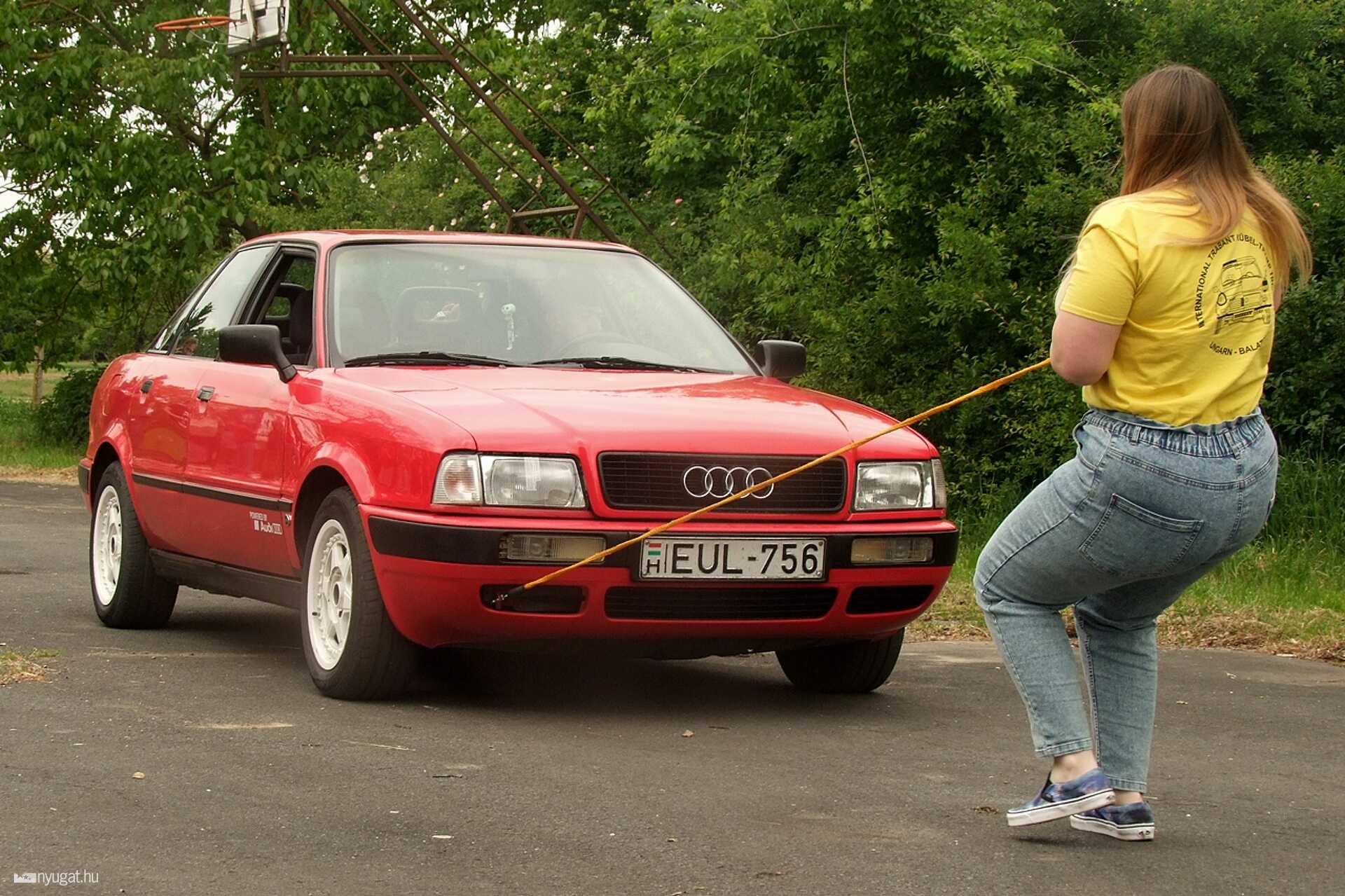 Retro jármű majális Balogunyomban