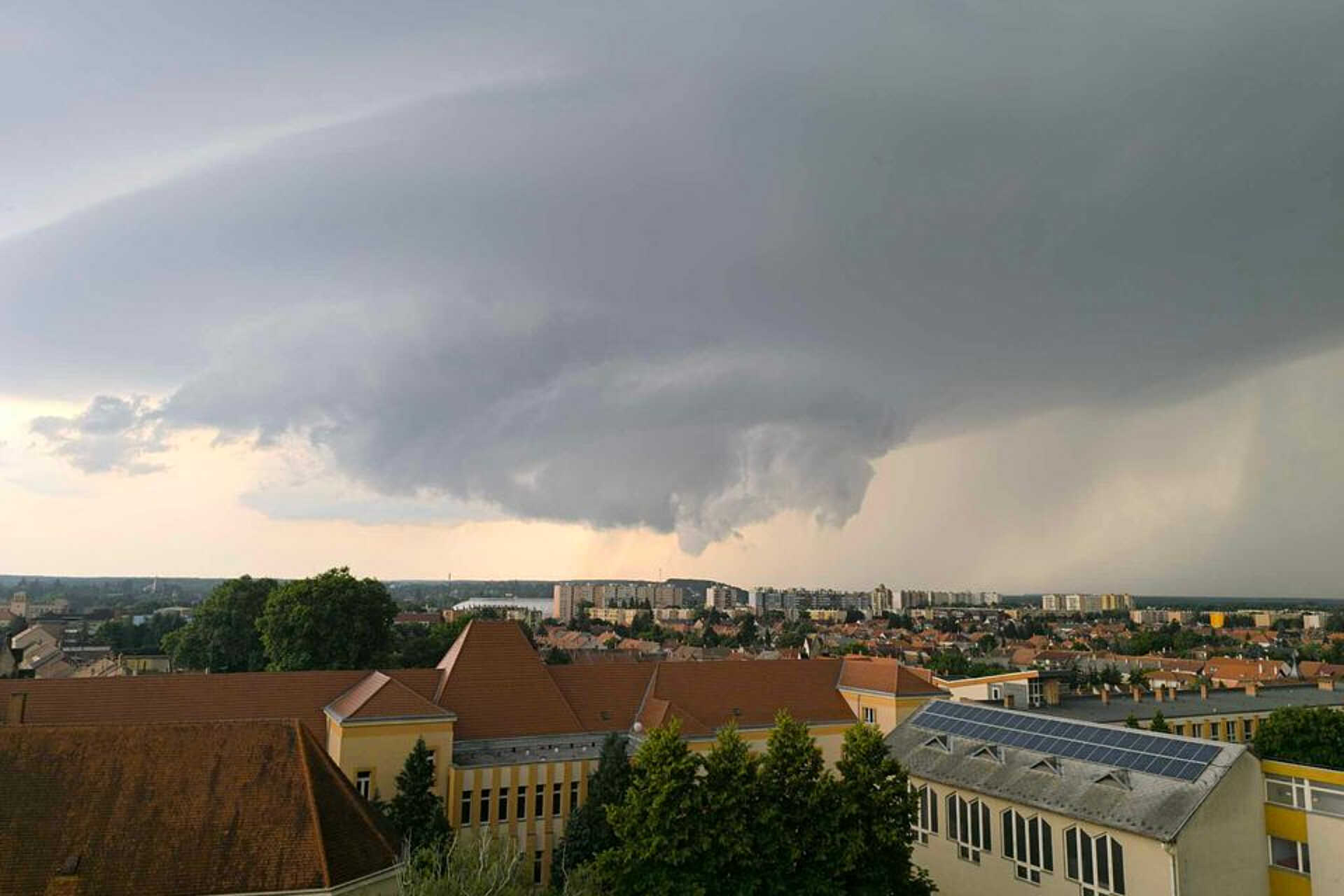 Tornádó és szupercella Szombathelyen