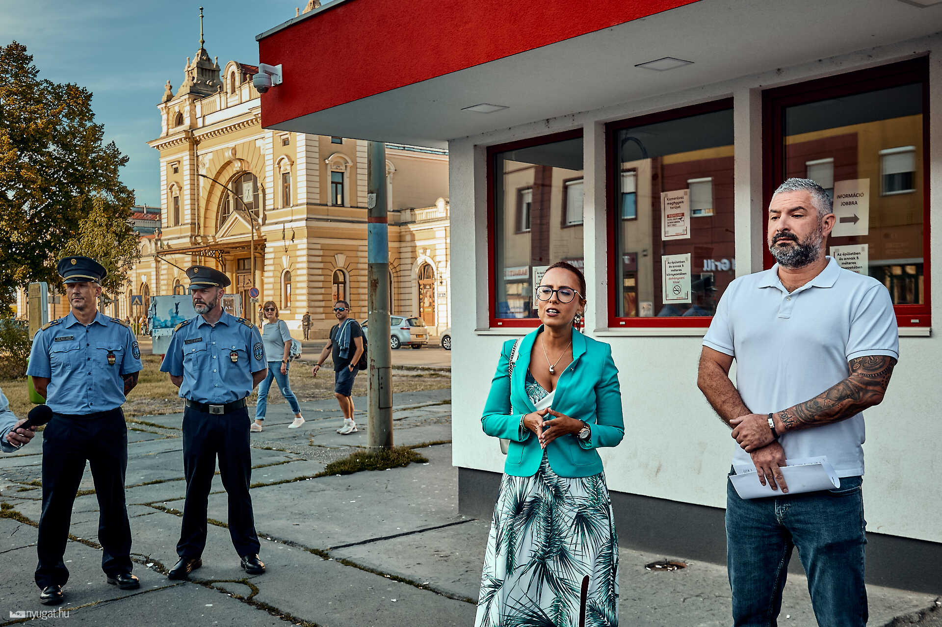 Lakossági fórum az Éhen Gyula téren
