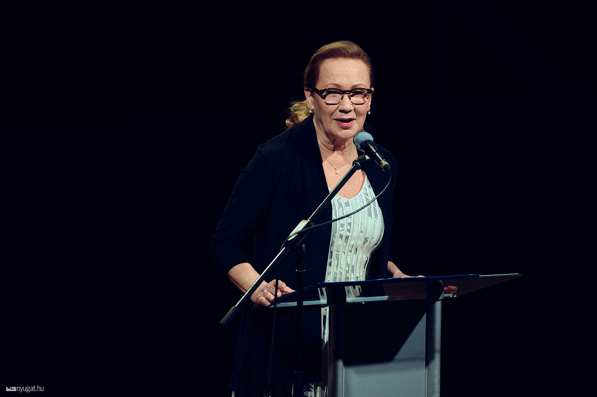 Udvaros Dorottya