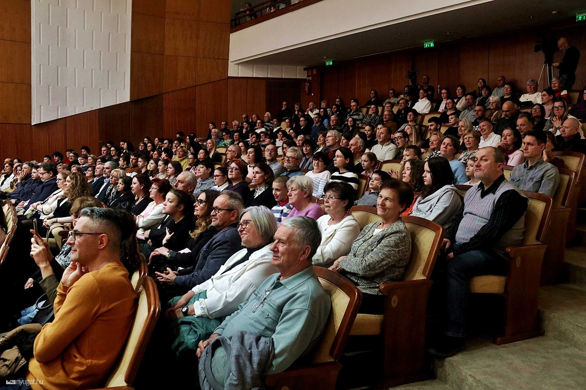 Fúvós farsang a Bartók teremben