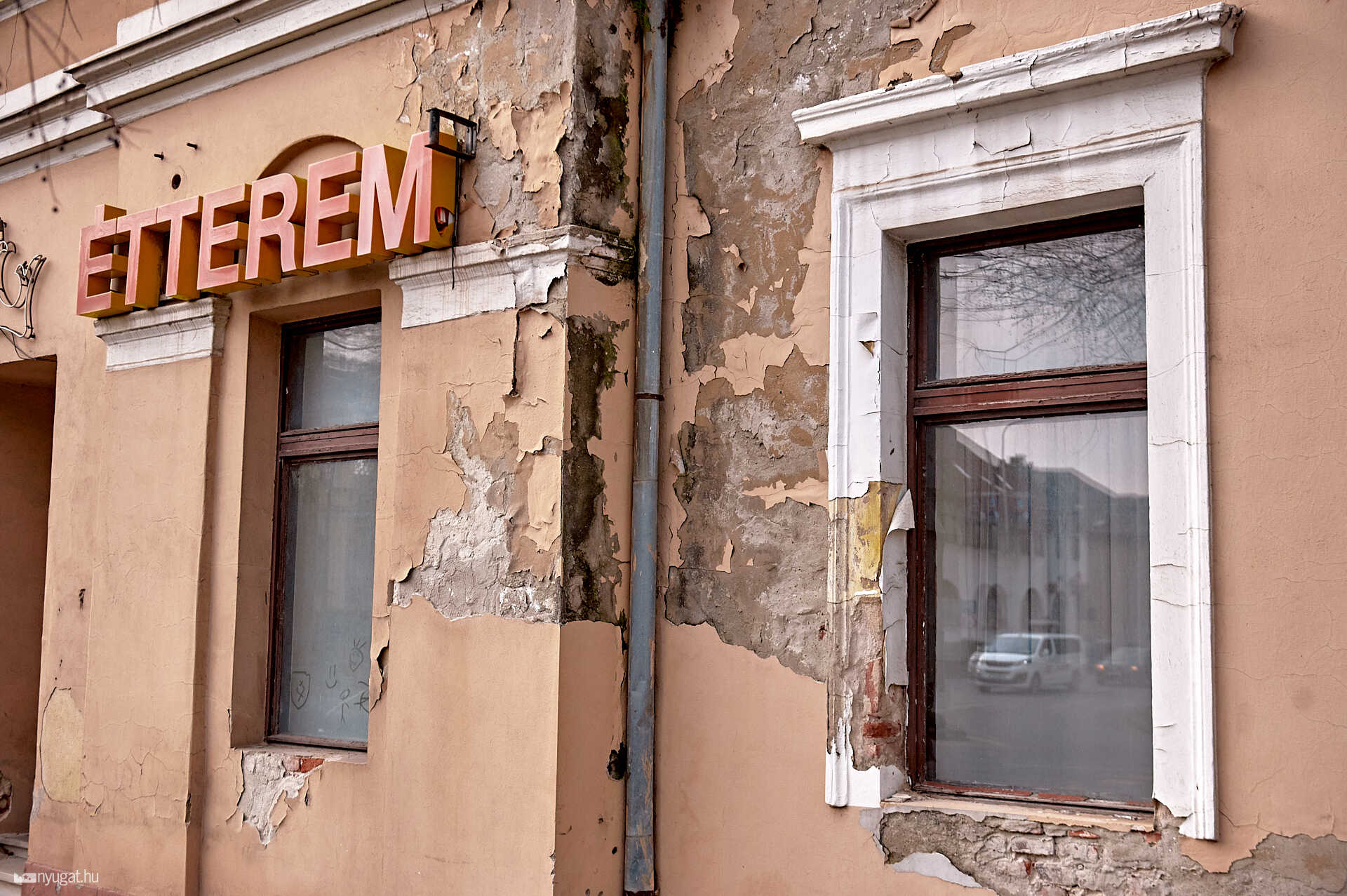 Korona étterem Körmend