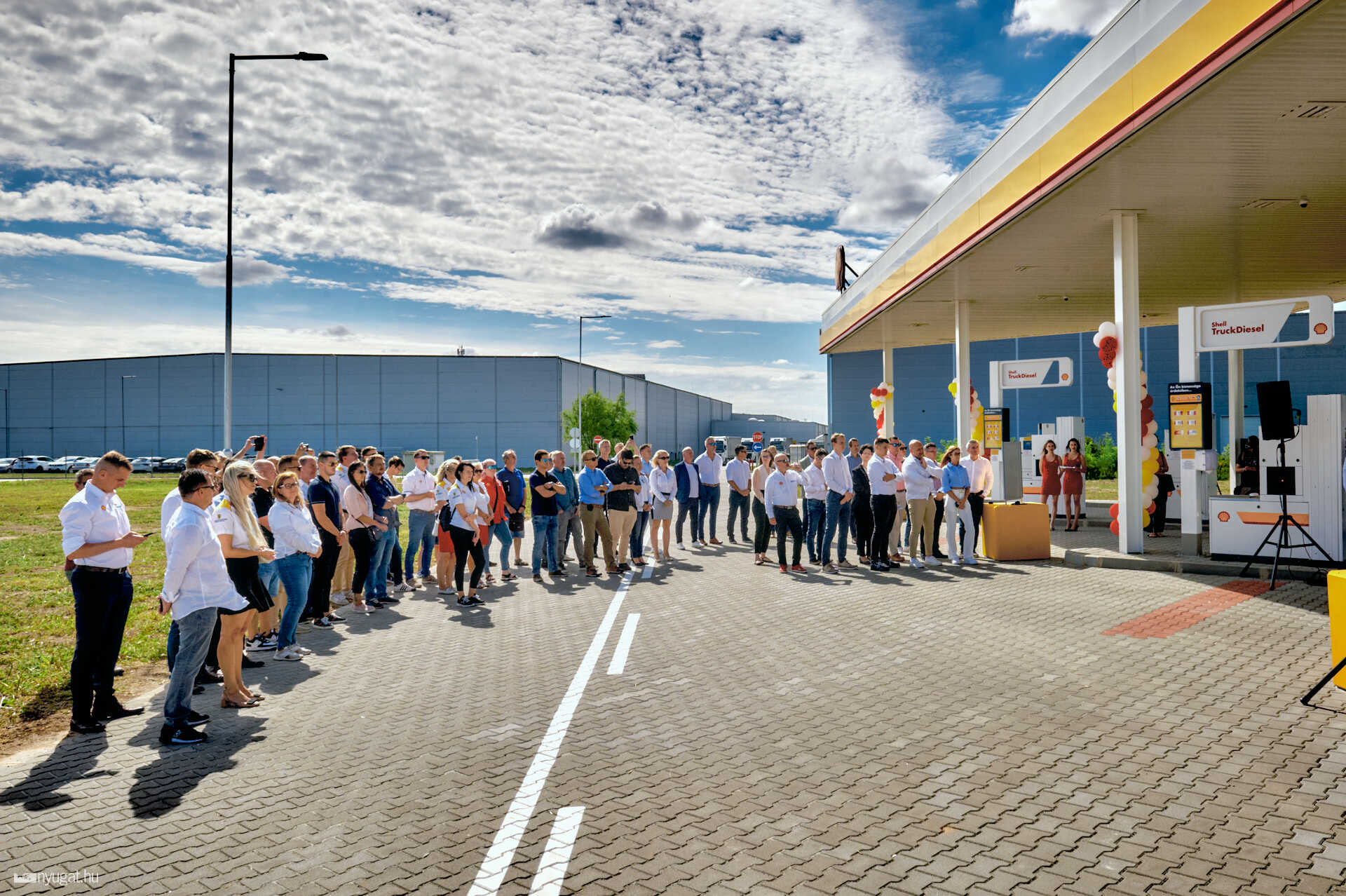 Galamgos Logistic Shell benzinkút átadó