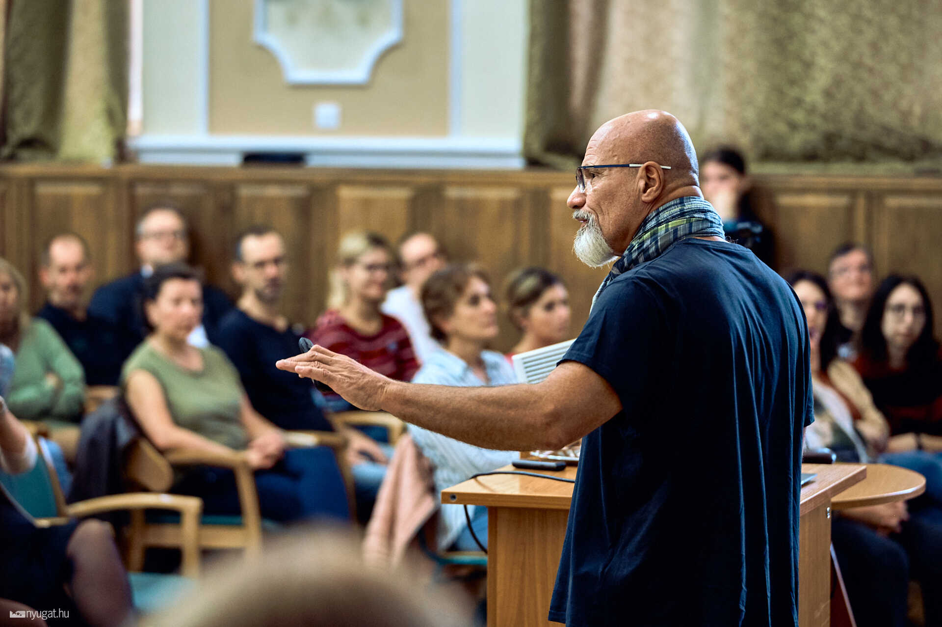 Zacher Gábor drogprevenciós előadás ELTE SEK