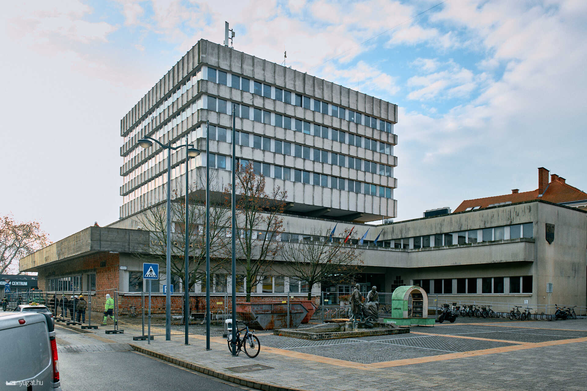 Városháza felújítás homlokzat 2025.11.26.