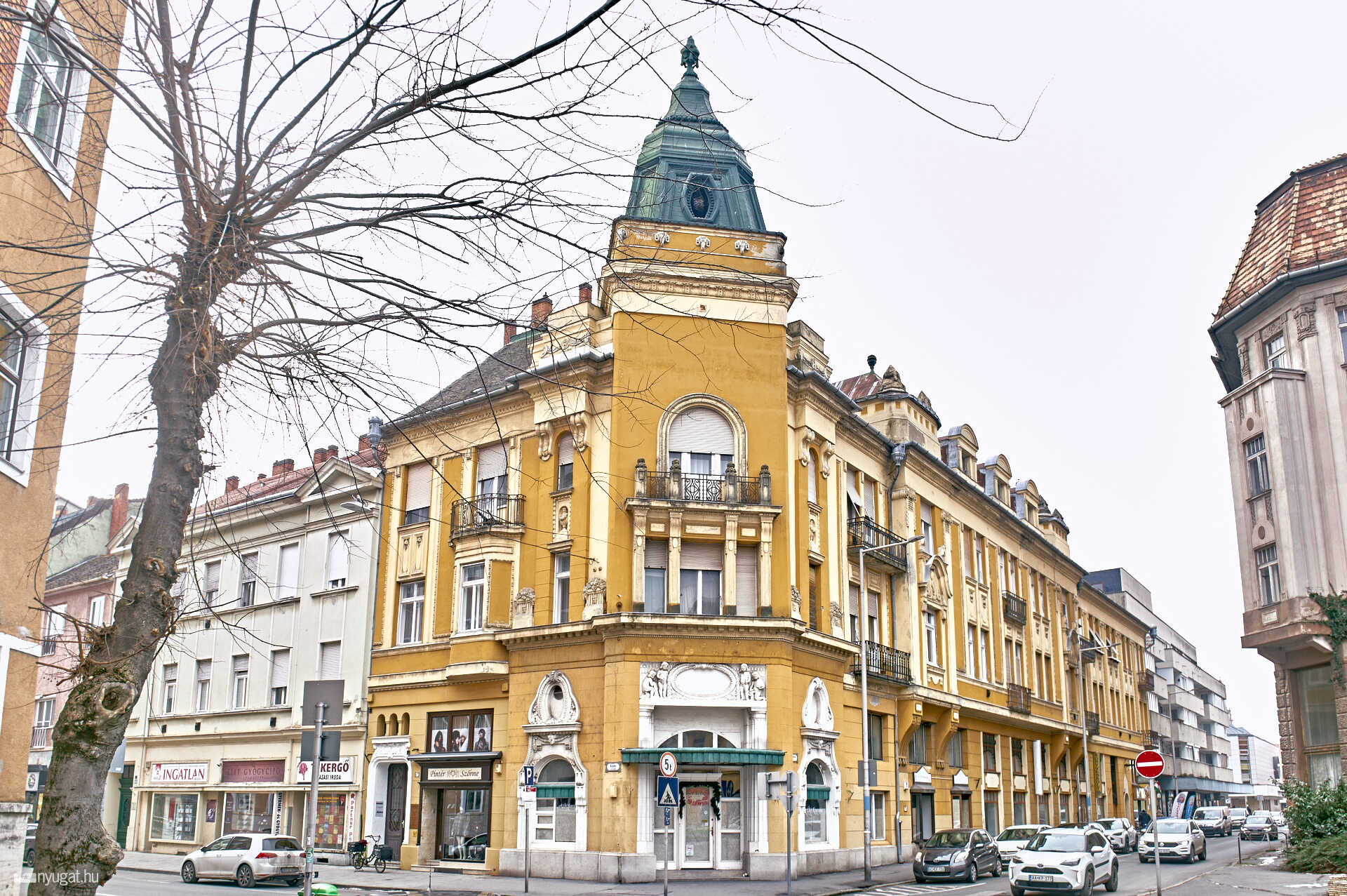 Az Élés Kamrája	