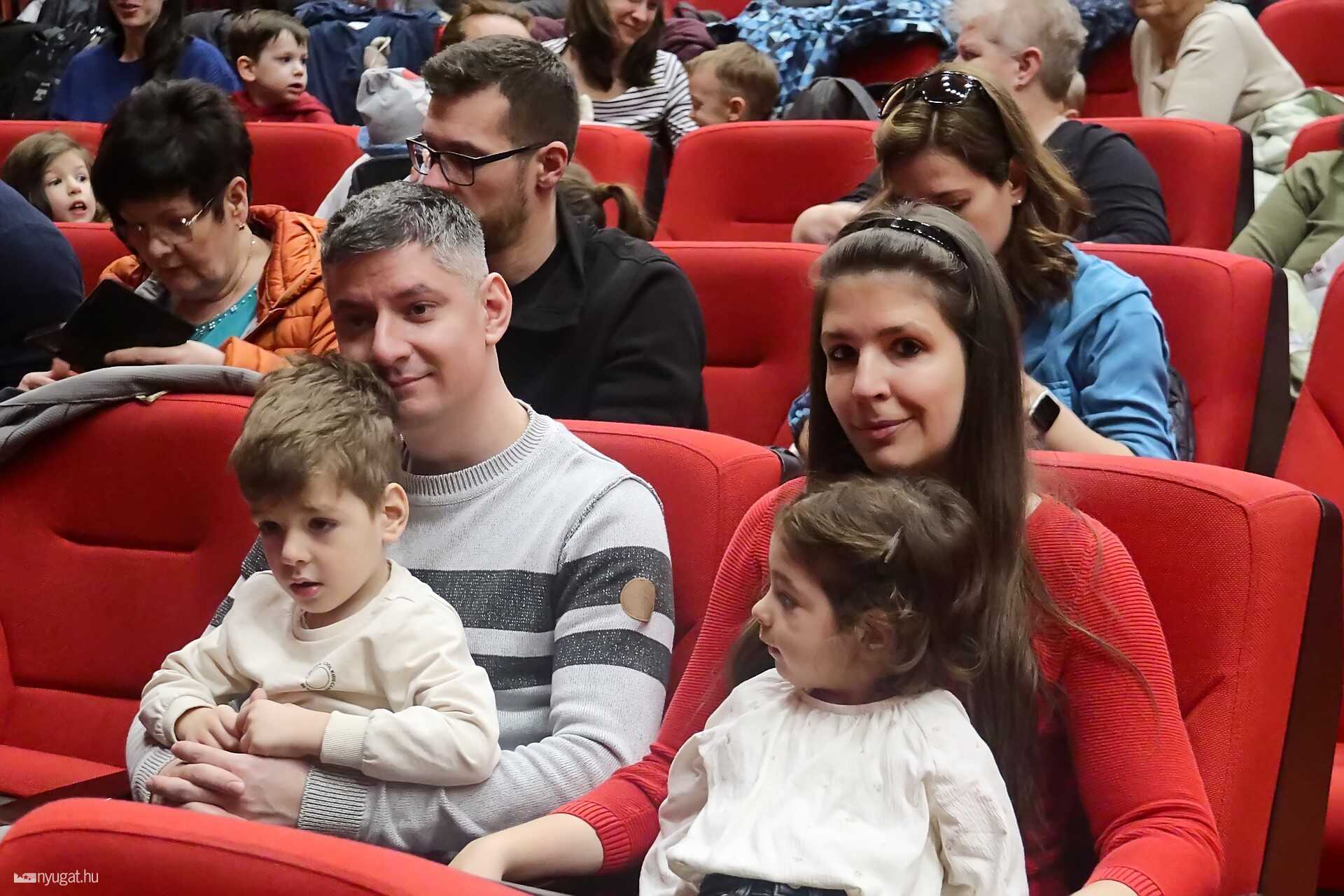 Mazsola és Tádé Szombathelyen