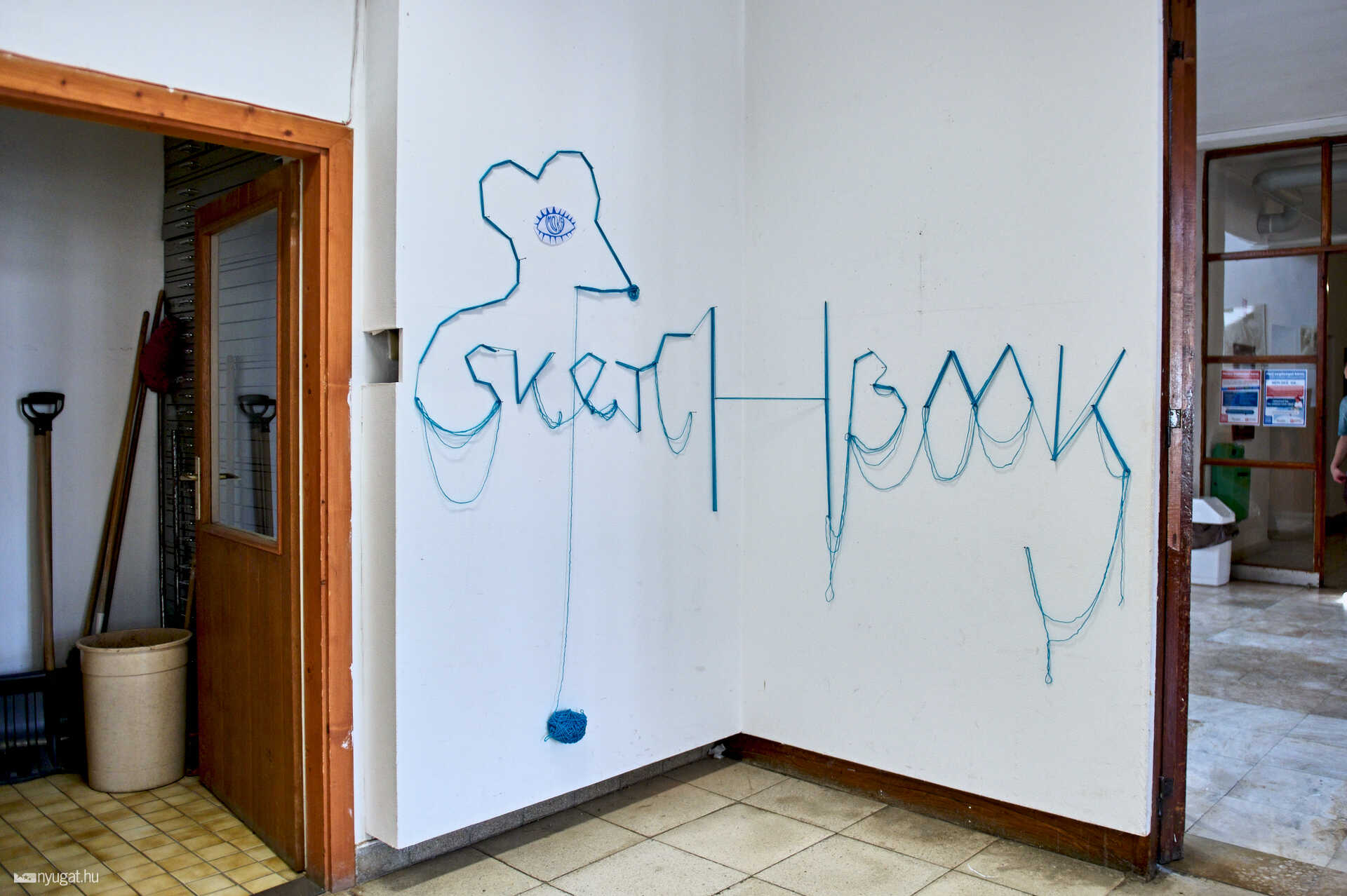 SketchBook kiállítás a művészetiben