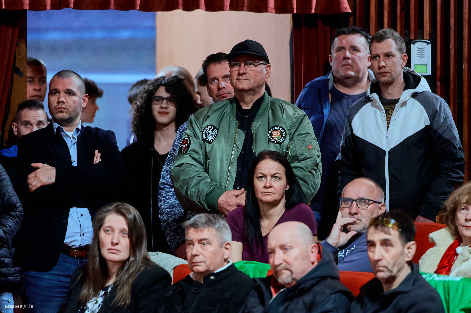Mi Hazánk lakossági fórum Savaria mozi