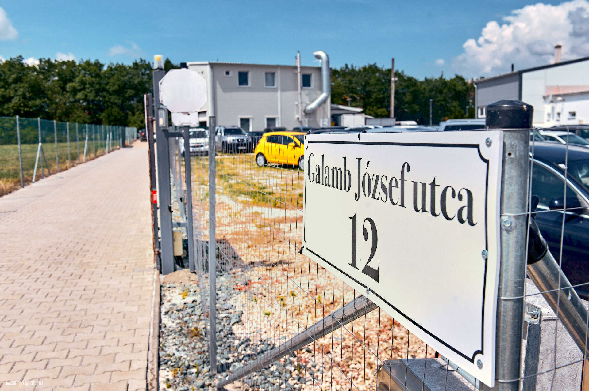 KZL autófény Szombathelyen