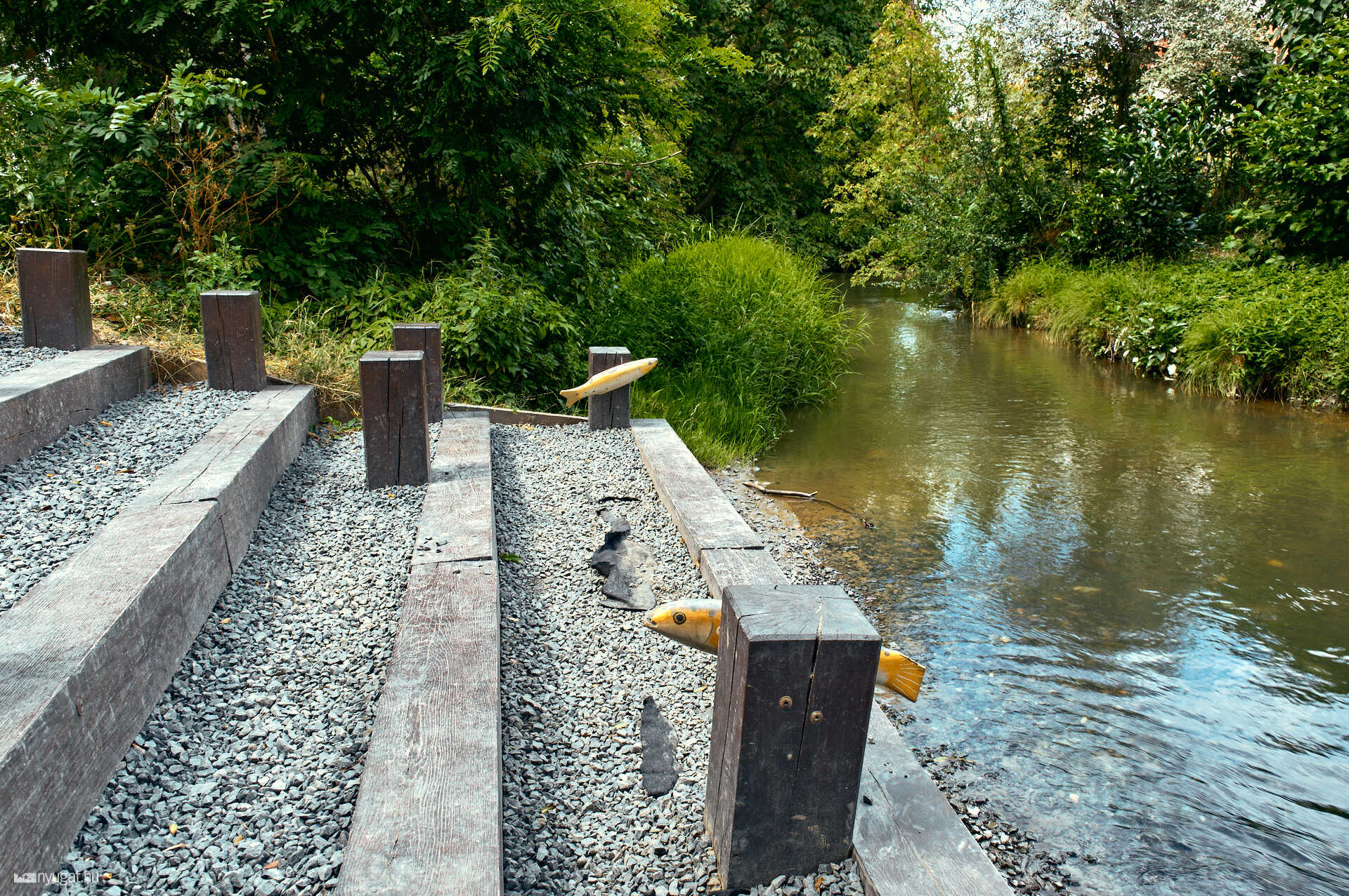 Százhold park