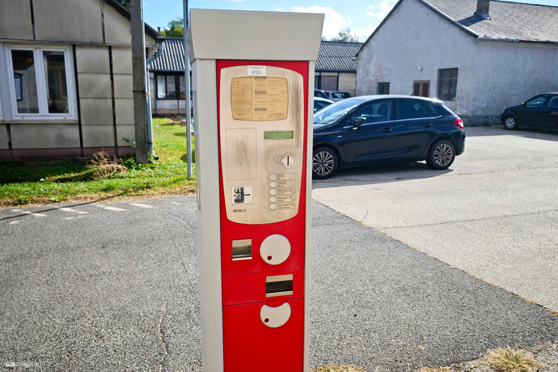 Szova parkoló a vasútnál