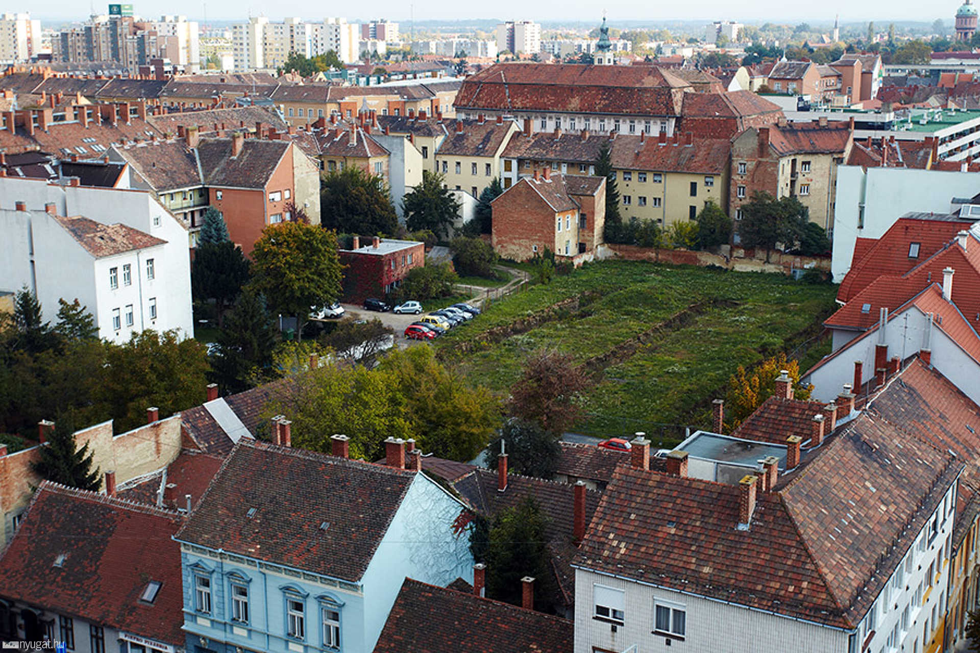 Kőszegi utcai parkolólemez