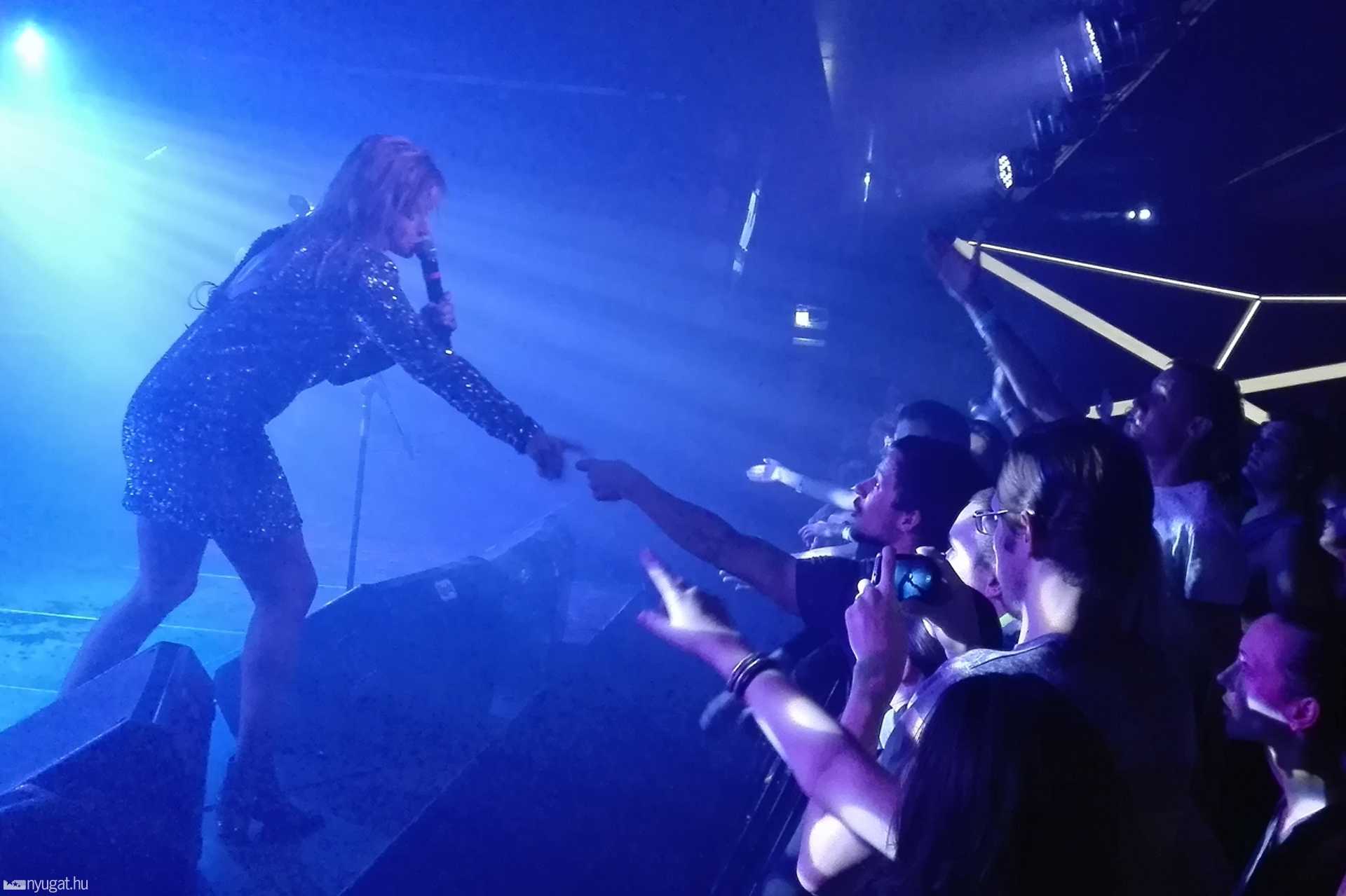Odett koncert az Akváriumban
