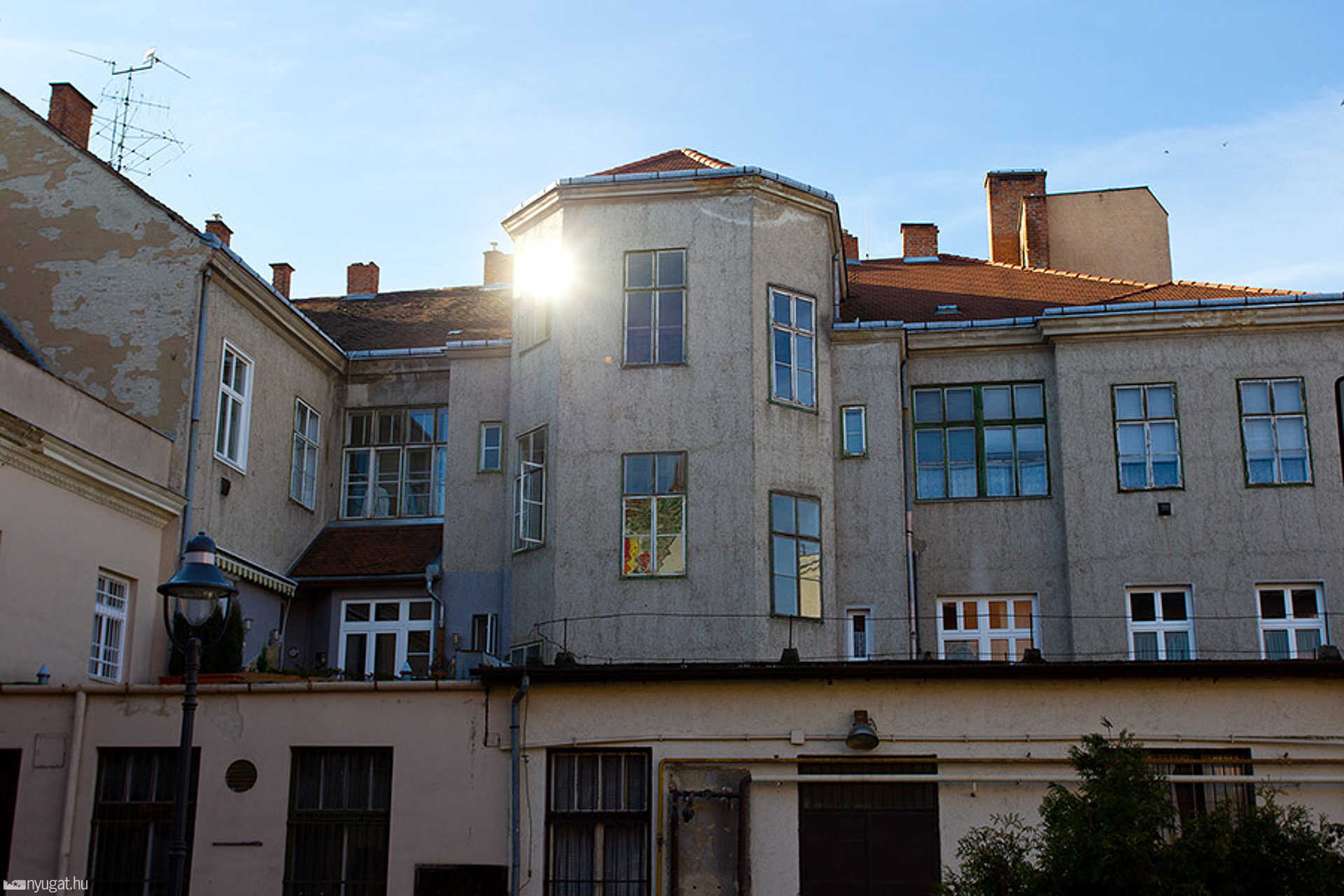 Társasház