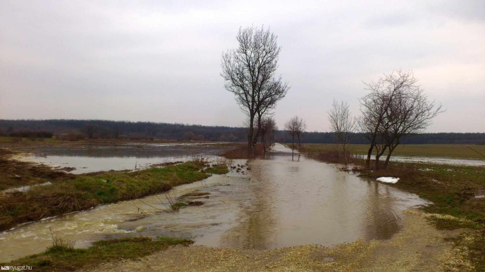 Bögöt - Köris-patak áradás